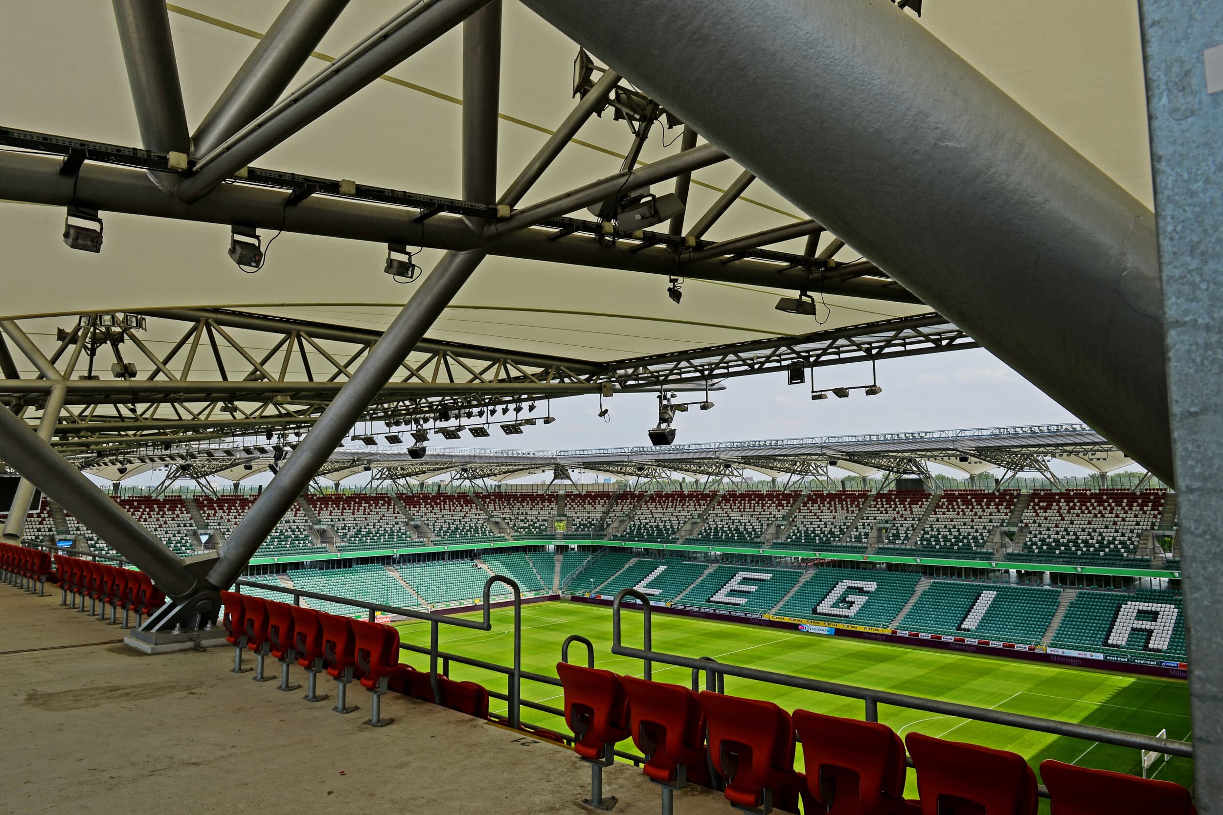 Zwiedzanie Stadionu Legii Warszawa | Wyjątkowy Prezent