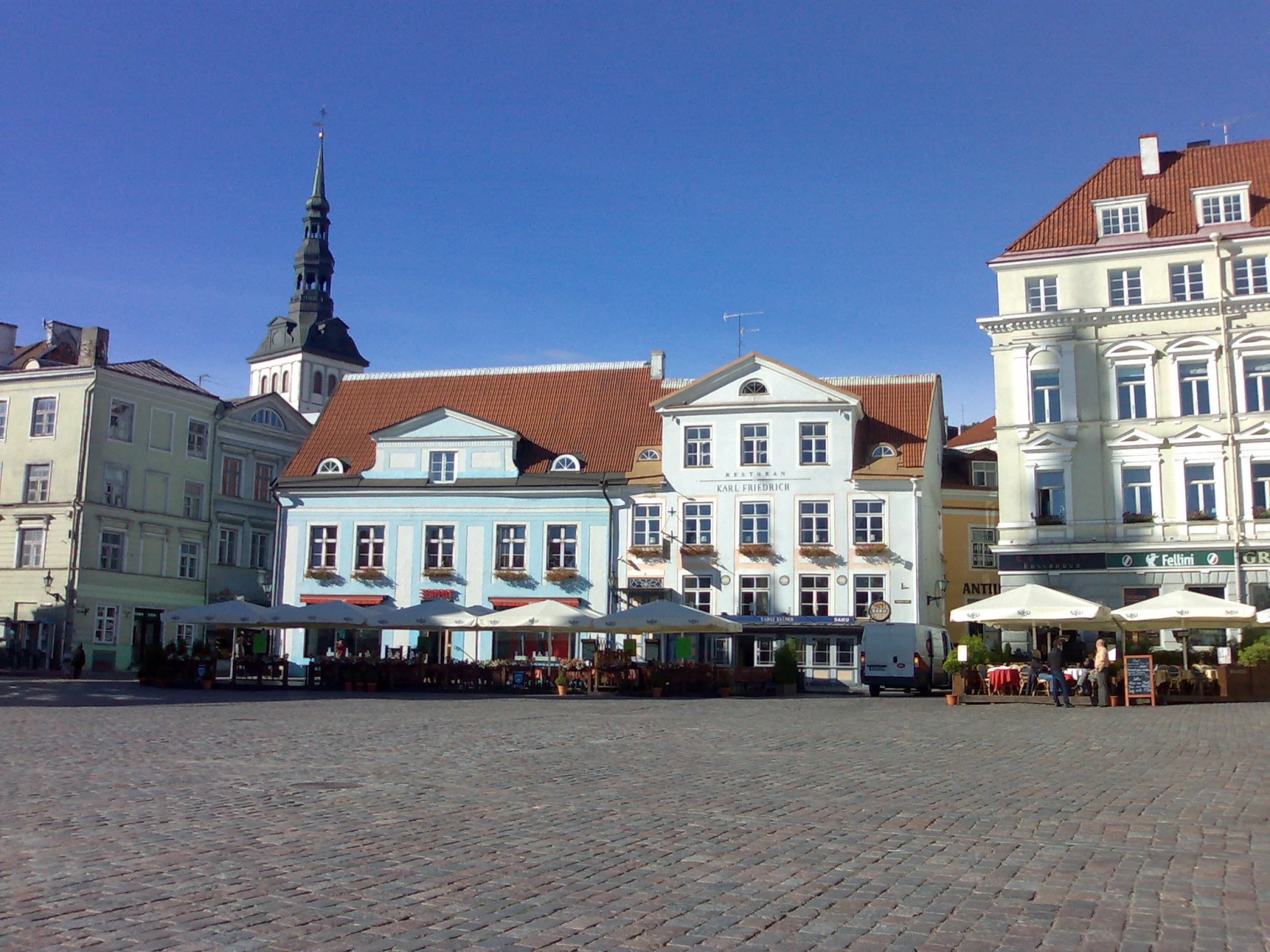 Romantyczna Noc dla Dwojga w Apartamencie z Kominkiem | Estonia Tallin (Stare Miasto) | Wyjątkowy Prezent