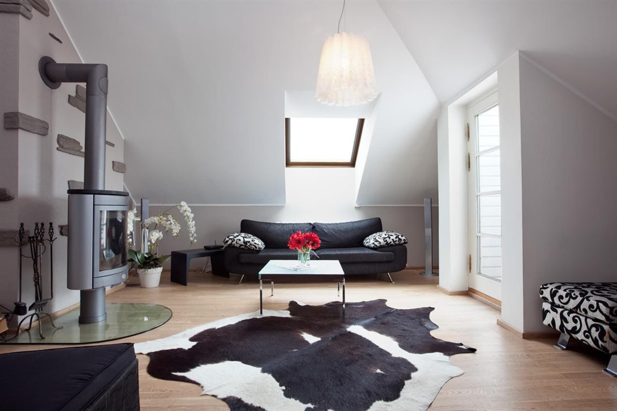 Romantyczna Noc dla Dwojga w Apartamencie z Kominkiem | Estonia Tallin (Stare Miasto) | Wyjątkowy Prezent