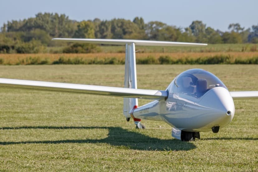 Lot Widokowy Szybowcem (10 minut) | Toruń