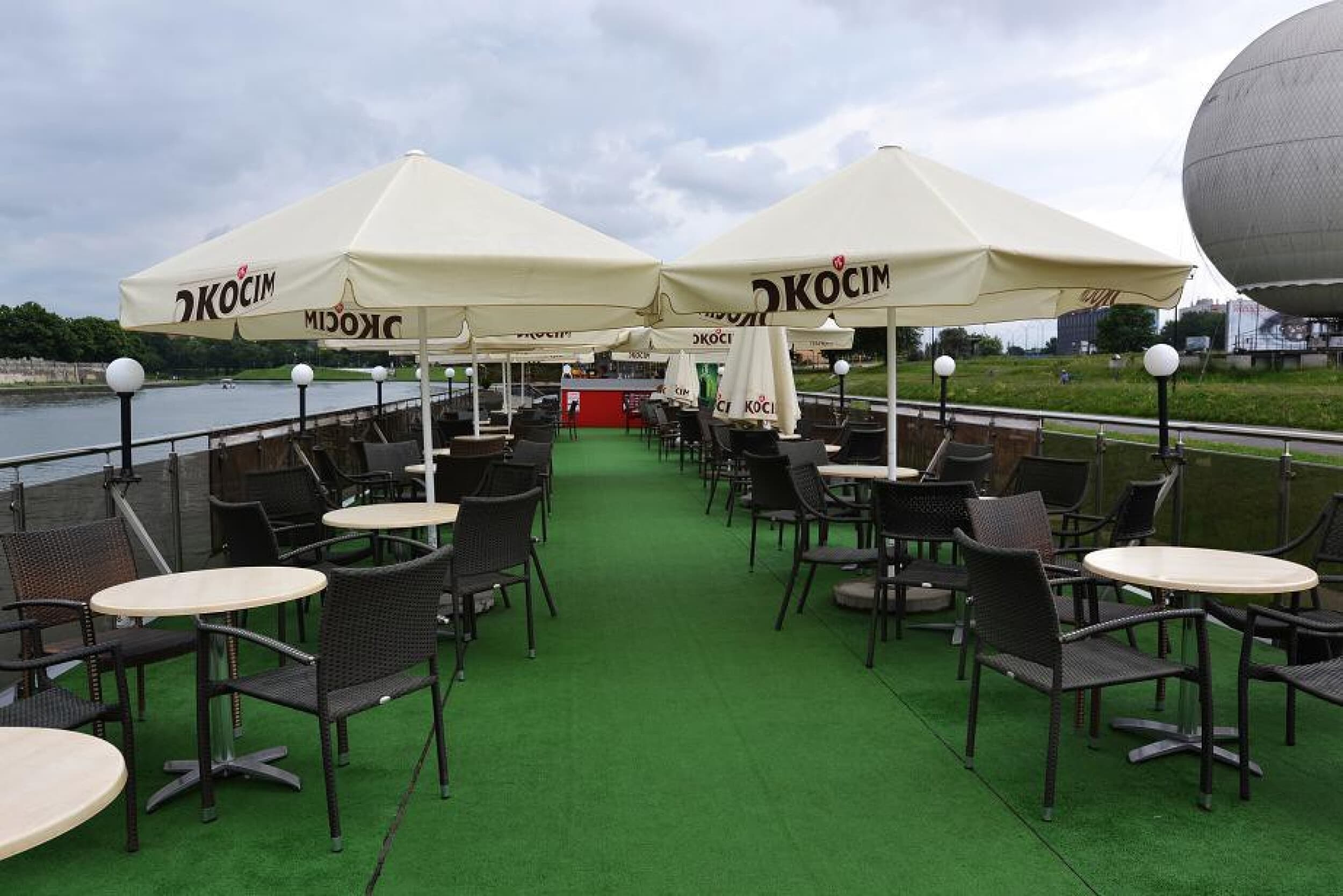 Wyjątkowa Noc na Falach Wisły dla Dwojga | Kraków | Wyjątkowy Prezent