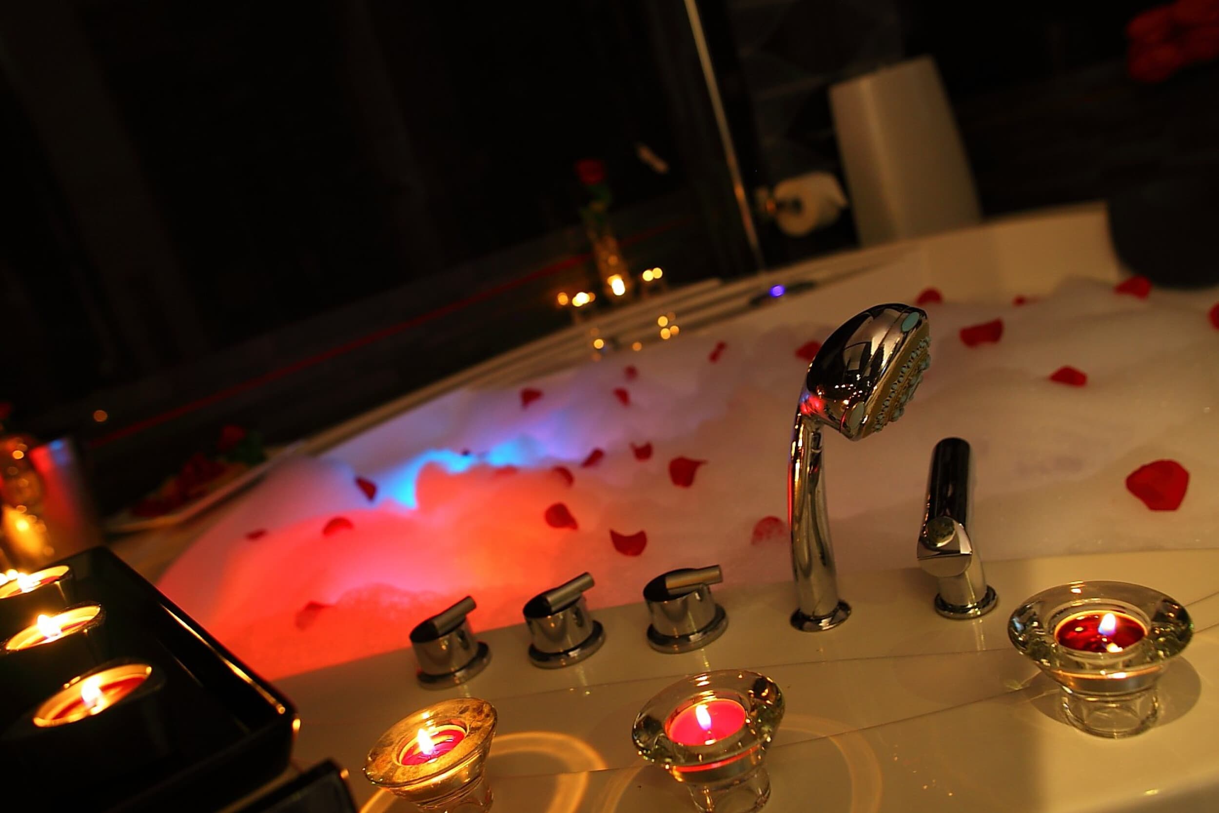 Romantyczny Pobyt w Komorowski Luxury Guest Rooms | Kraków | Wyjątkowy Prezent