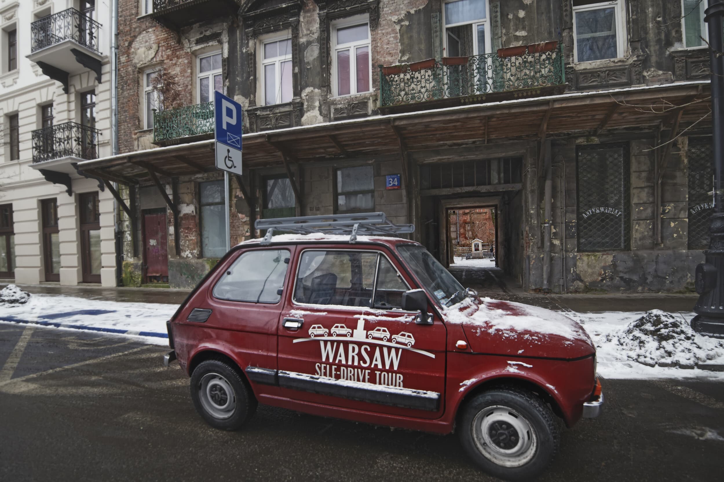 Zwiedzanie Warszawy za Kierownicą „Malucha” | Wyjątkowy Prezent