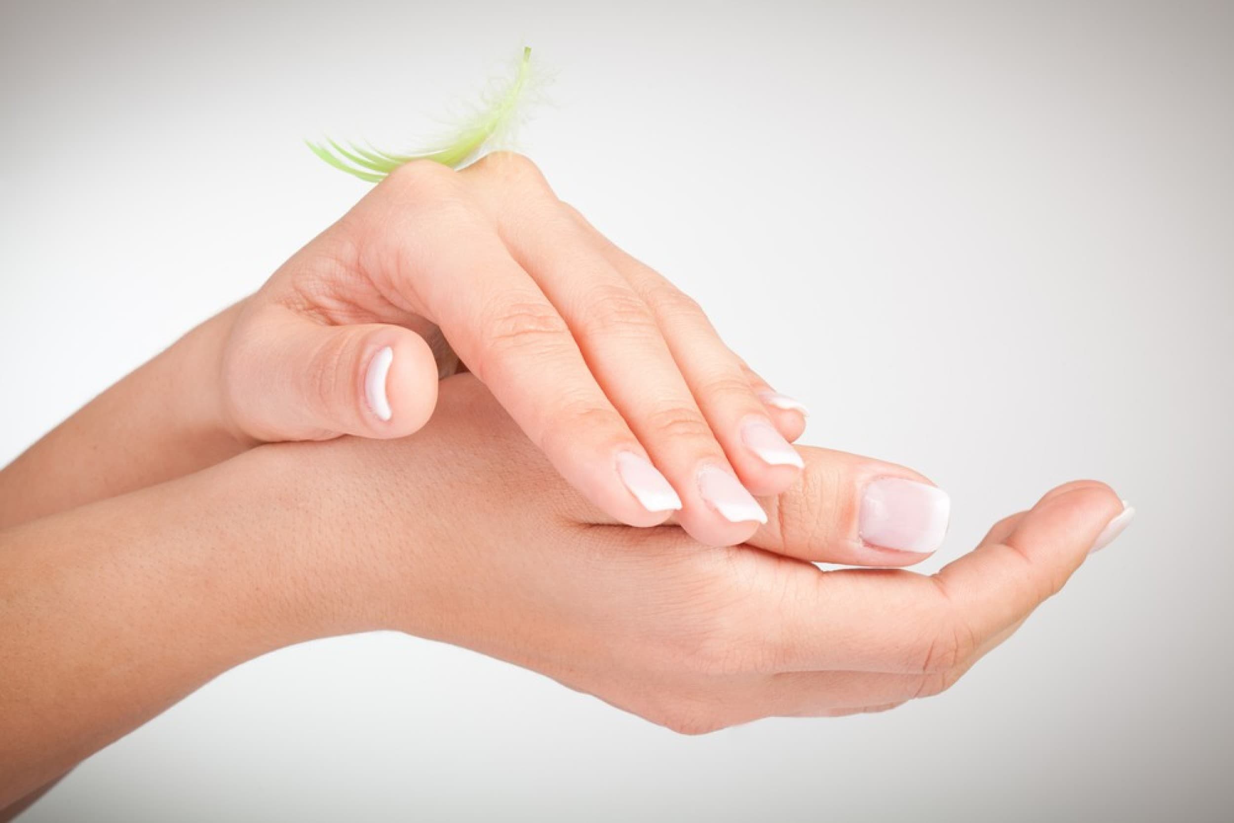 Manicure Klasyczny z Malowaniem Standardowym | Szczecin