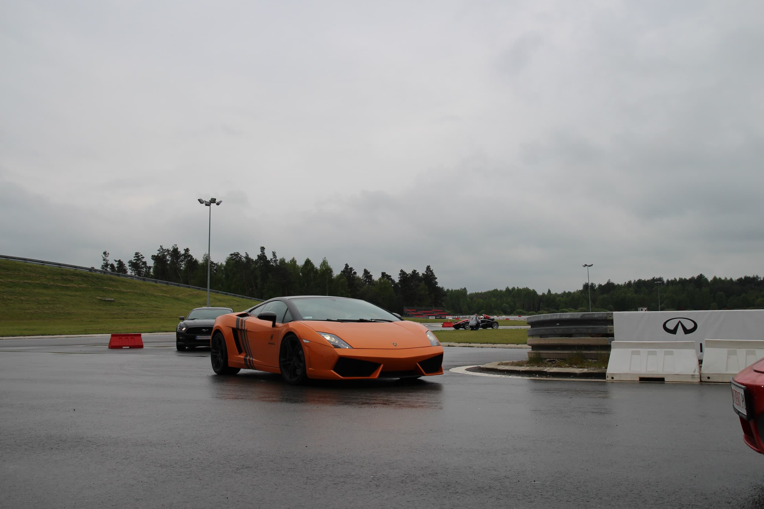 Jazda Lamborghini Gallardo (2 okrążenia) | Wiele Lokalizacji | Wyjątkowy Prezent