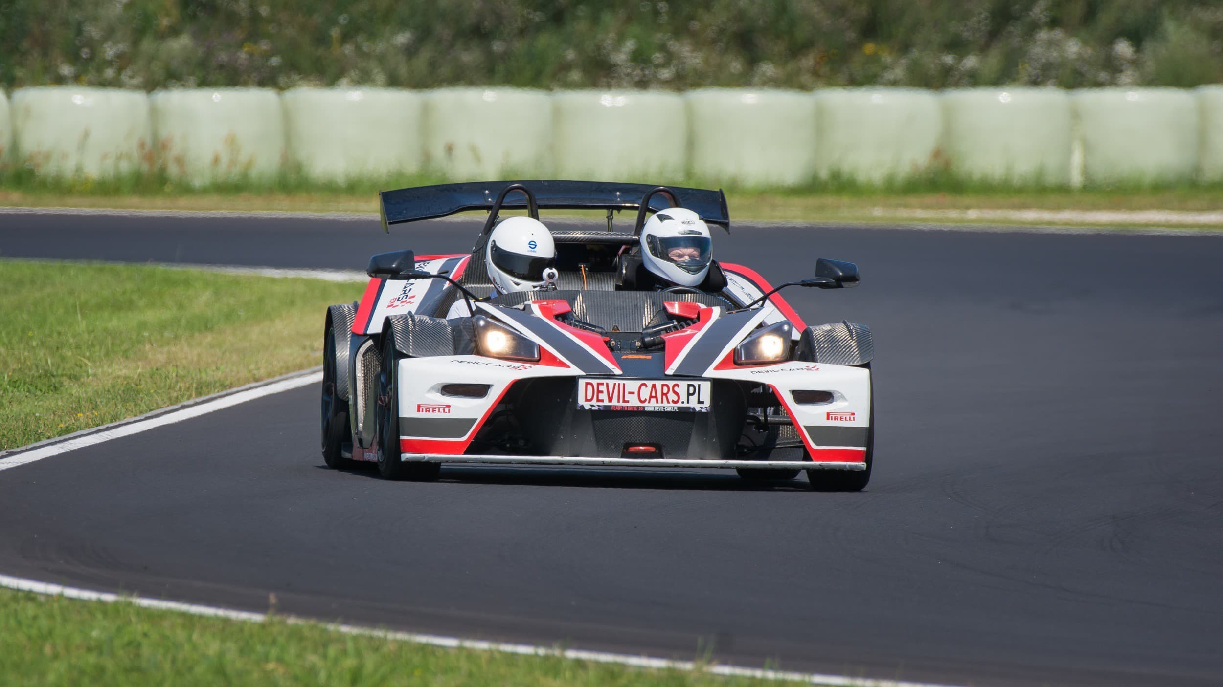 Pojedynek Ariel Atom vs KTM X-Bow (2 okrążenia) | Wiele Lokalizacji 