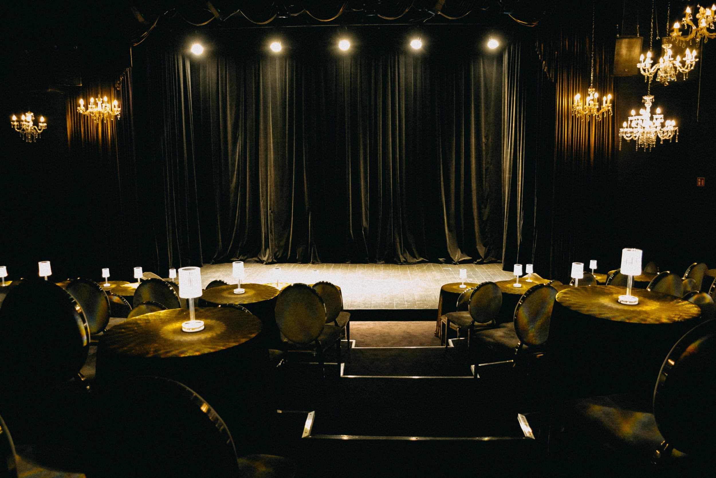 Spektakl w Teatrze Capitol dla Dwojga | Warszawa