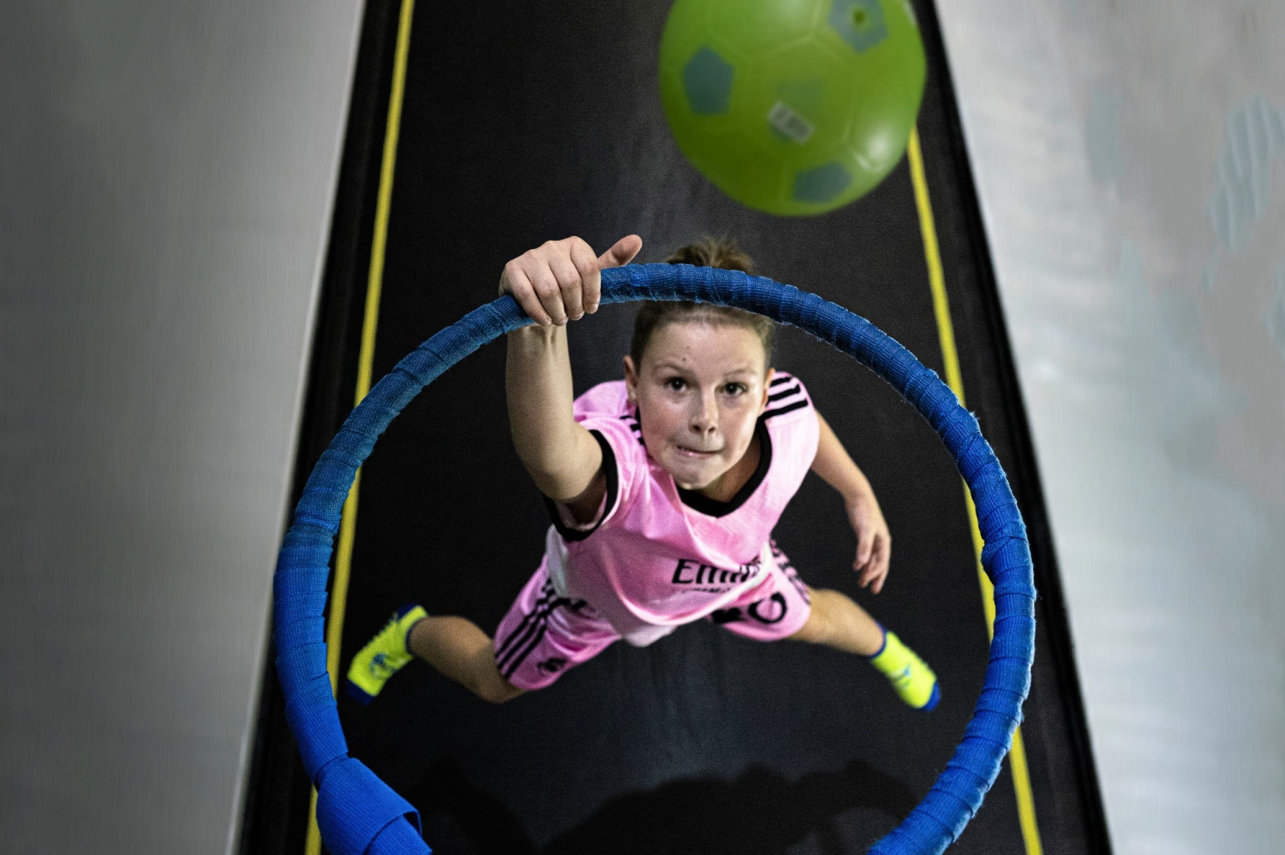 Szalona Zabawa w Parku Trampolin dla Dwojga | Łódź