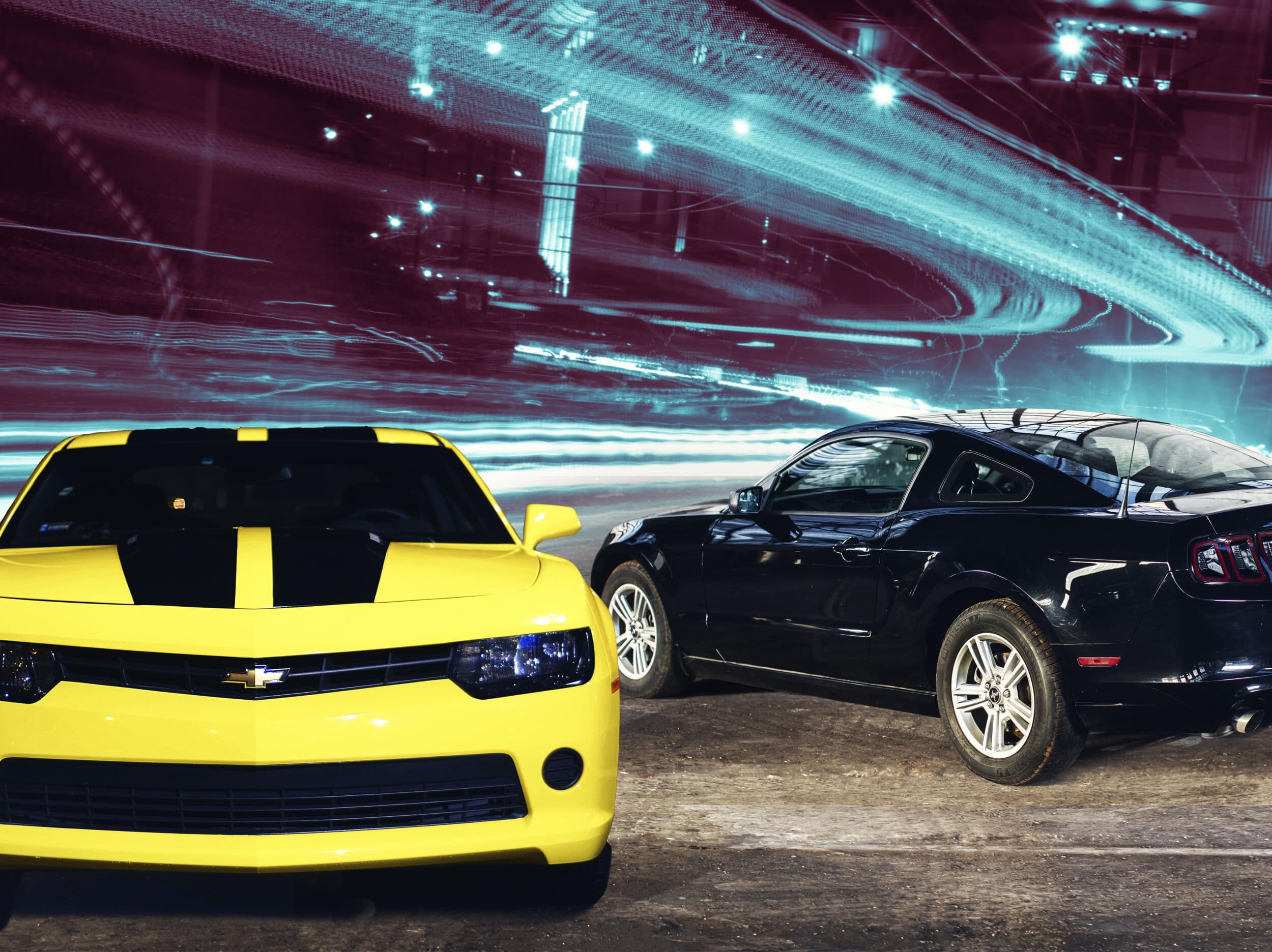 Amerykański Pojedynek Chevrolet Camaro vs Ford Mustang (6 okrążeń) | Wiele Lokalizacji | Wyjątkowy Prezent