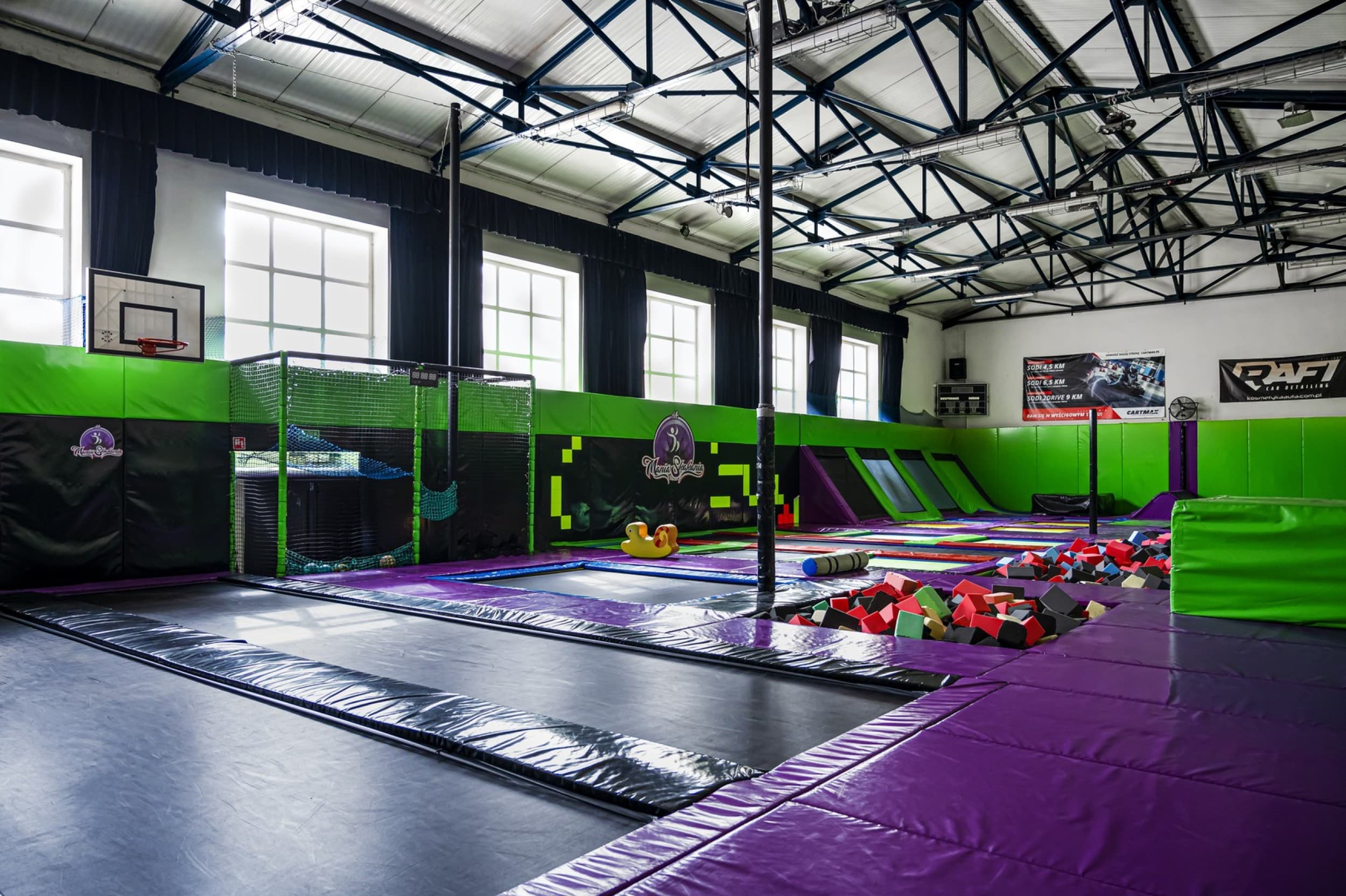 Szalona Zabawa w Parku Trampolin dla Dwojga | Lublin | Wyjątkowy Prezent