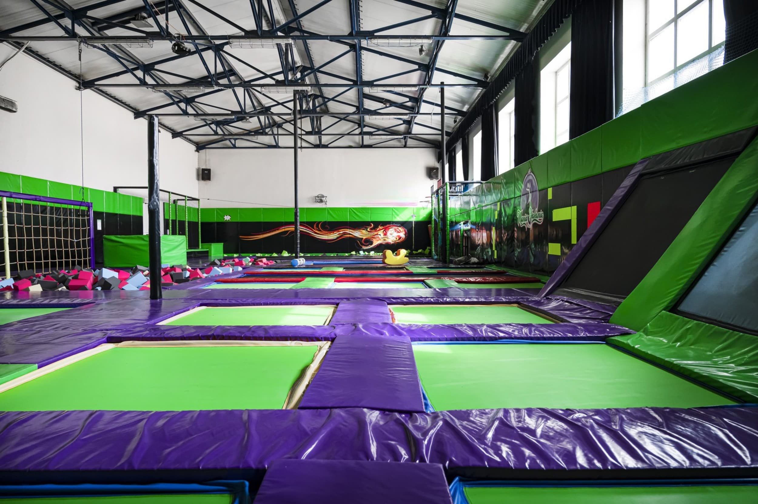 Szalona Zabawa w Parku Trampolin dla Dwojga | Lublin | Wyjątkowy Prezent