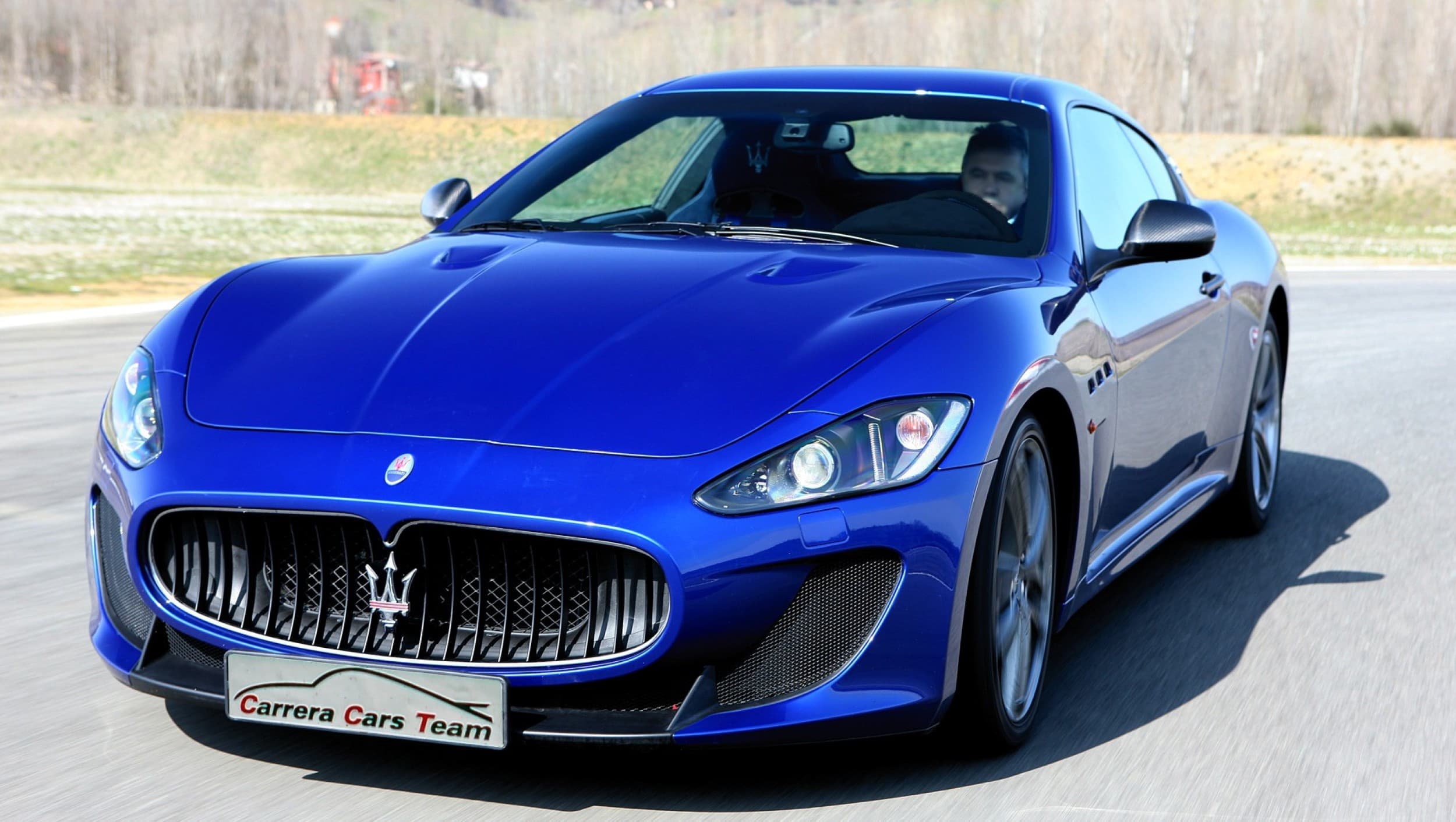 Jazda Maserati (2 okrążenia) | Wiele lokalizacji 
