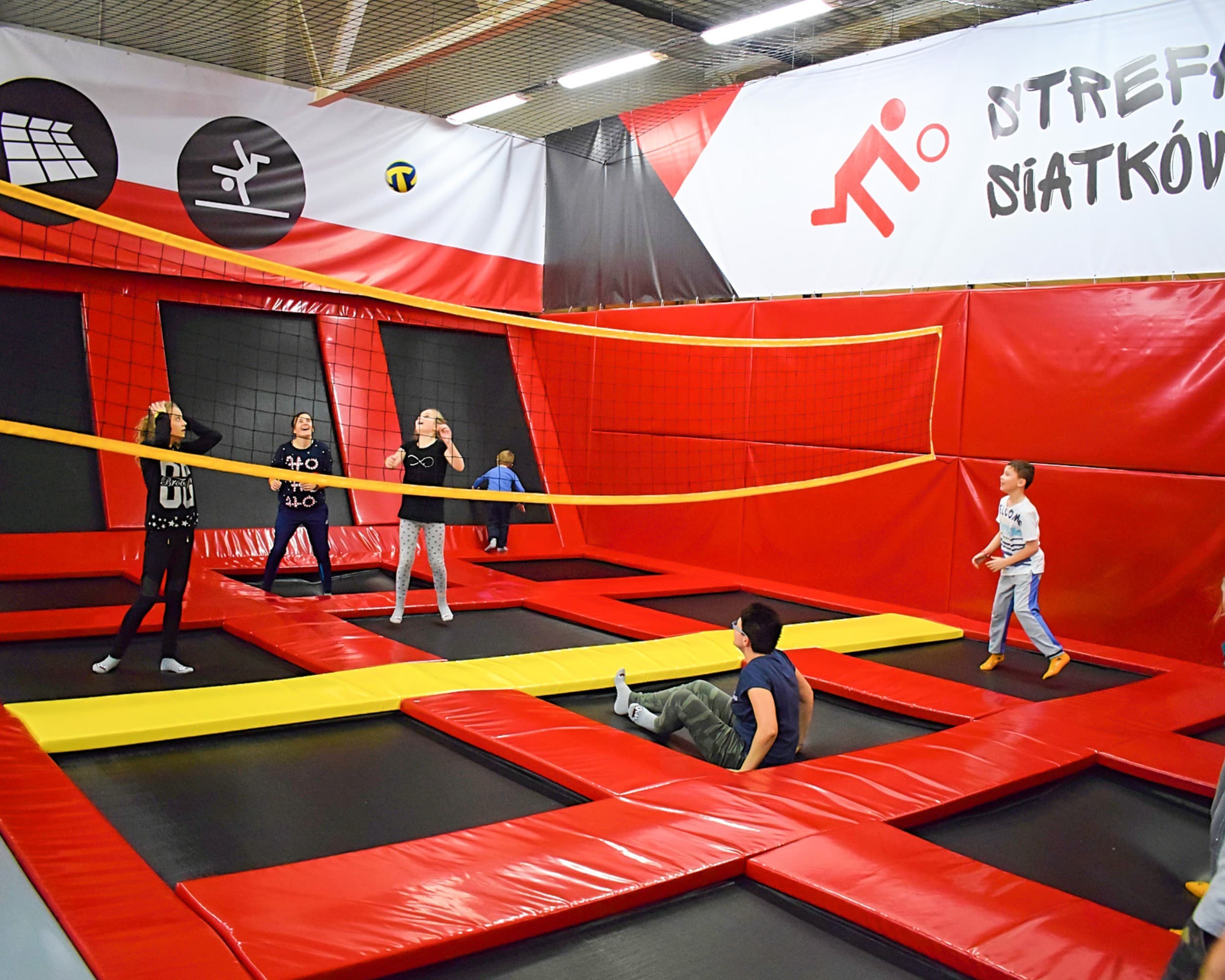 Szalona Zabawa w Parku Trampolin dla Dwojga | Radom | Wyjątkowy Prezent