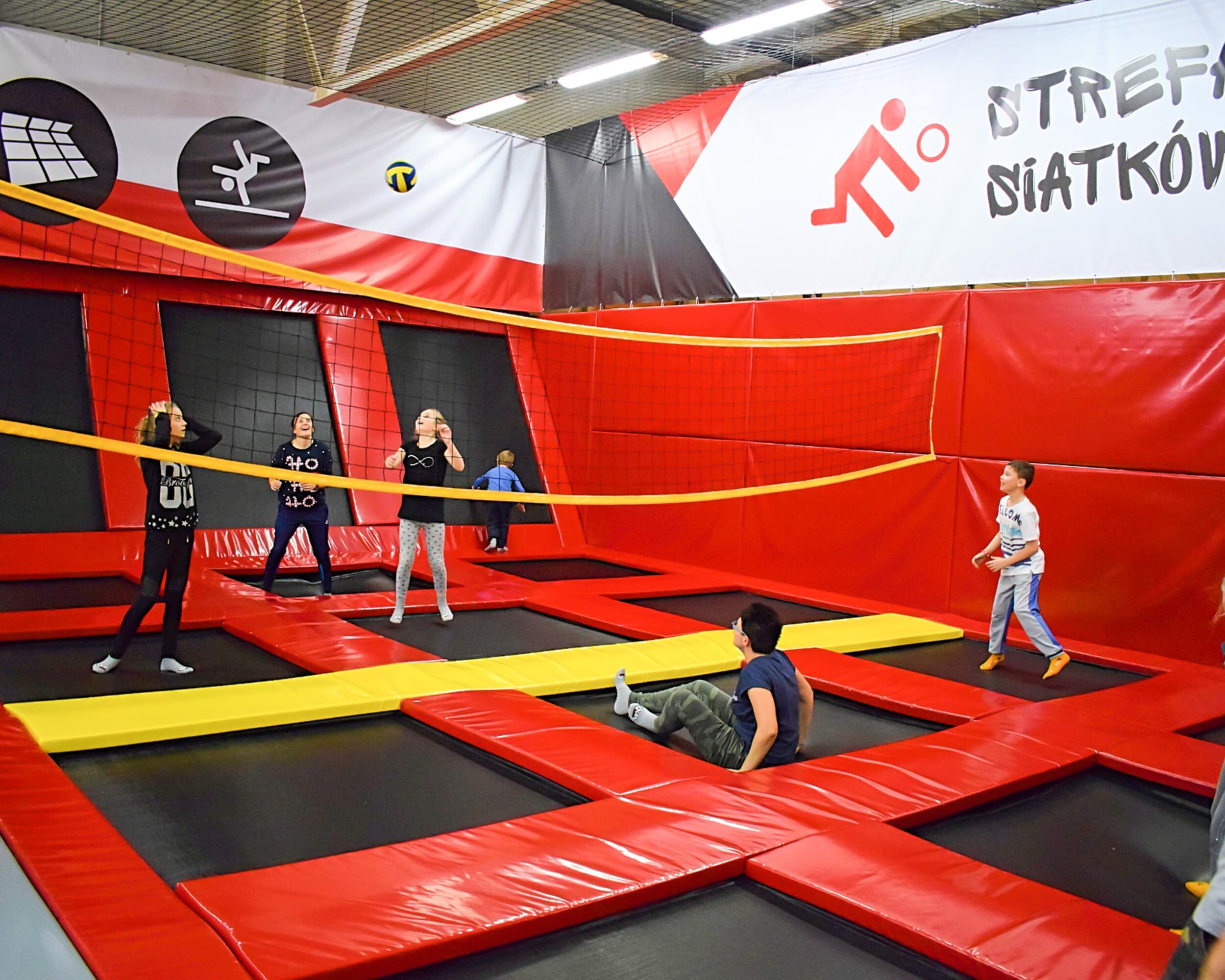 Zabawa w Parku Trampolin dla Rodziny | Radom