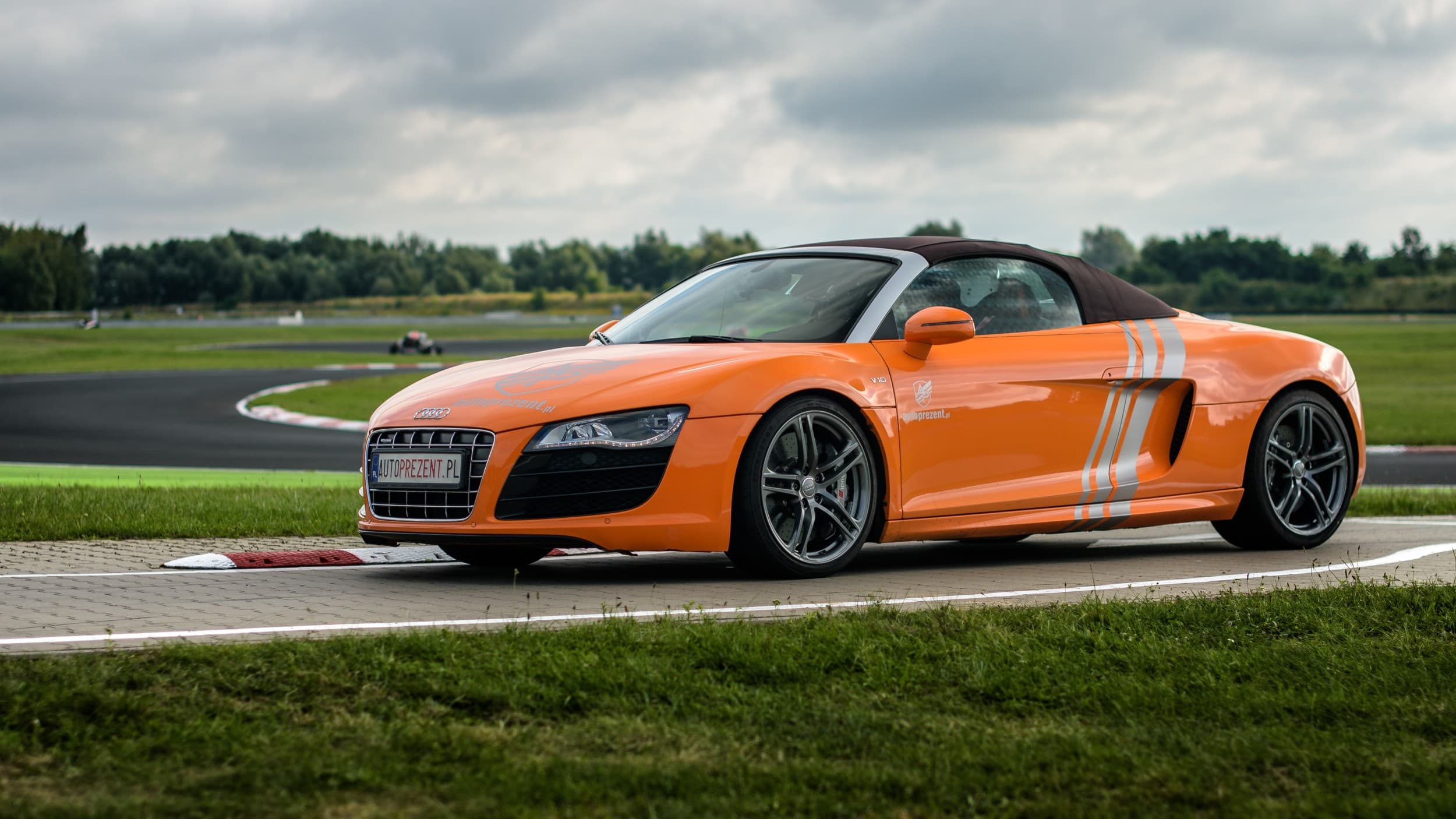 Jazda Audi R8 (1 okrążenie) | Tor Główny | Wyjątkowy Prezent