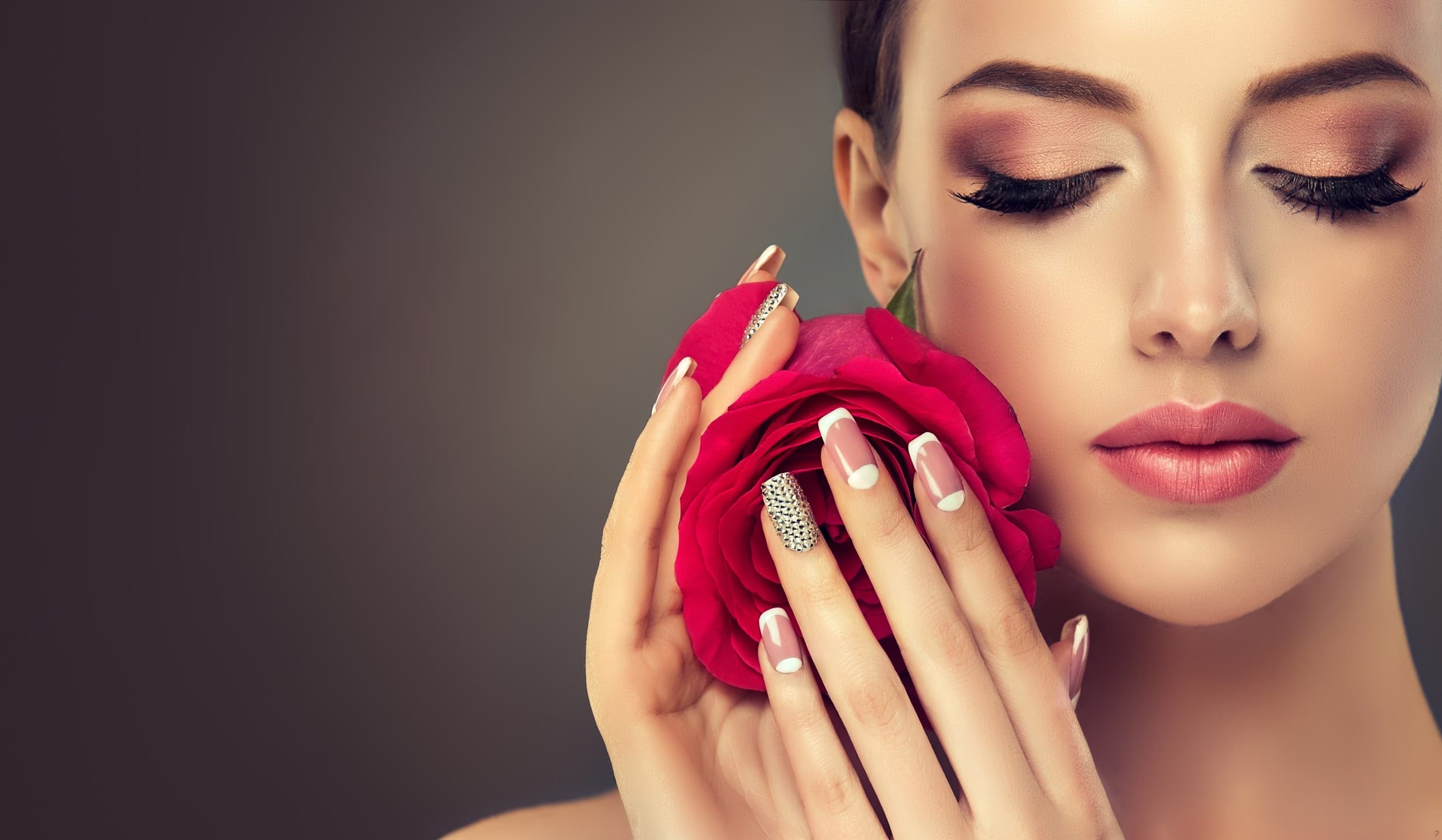 Manicure i Pedicure Klasyczny | Warszawa | Wyjątkowy Prezent