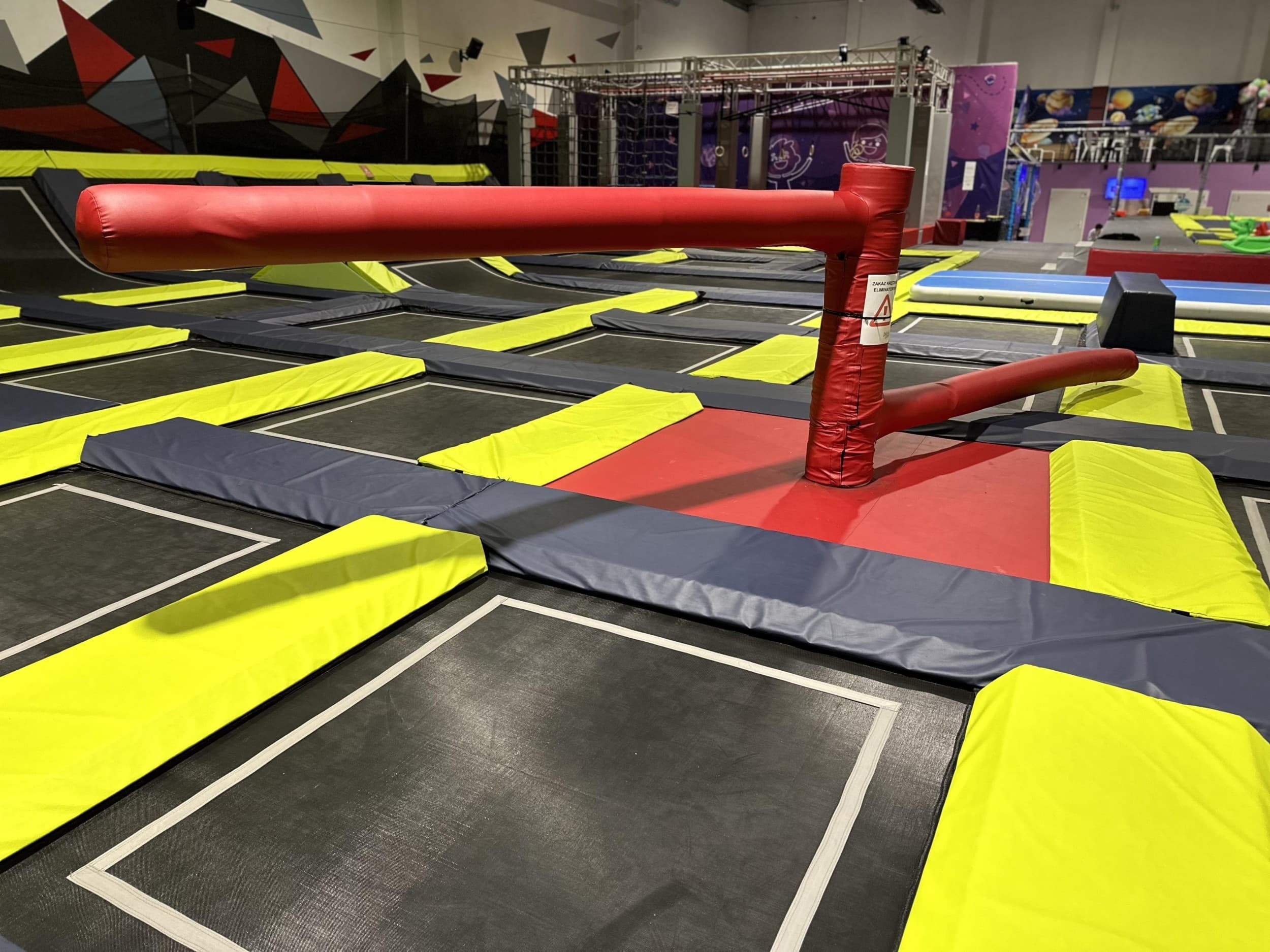 Szalona Zabawa w Parku Trampolin dla Dwojga | Łódź (okolice) | Wyjątkowy Prezent