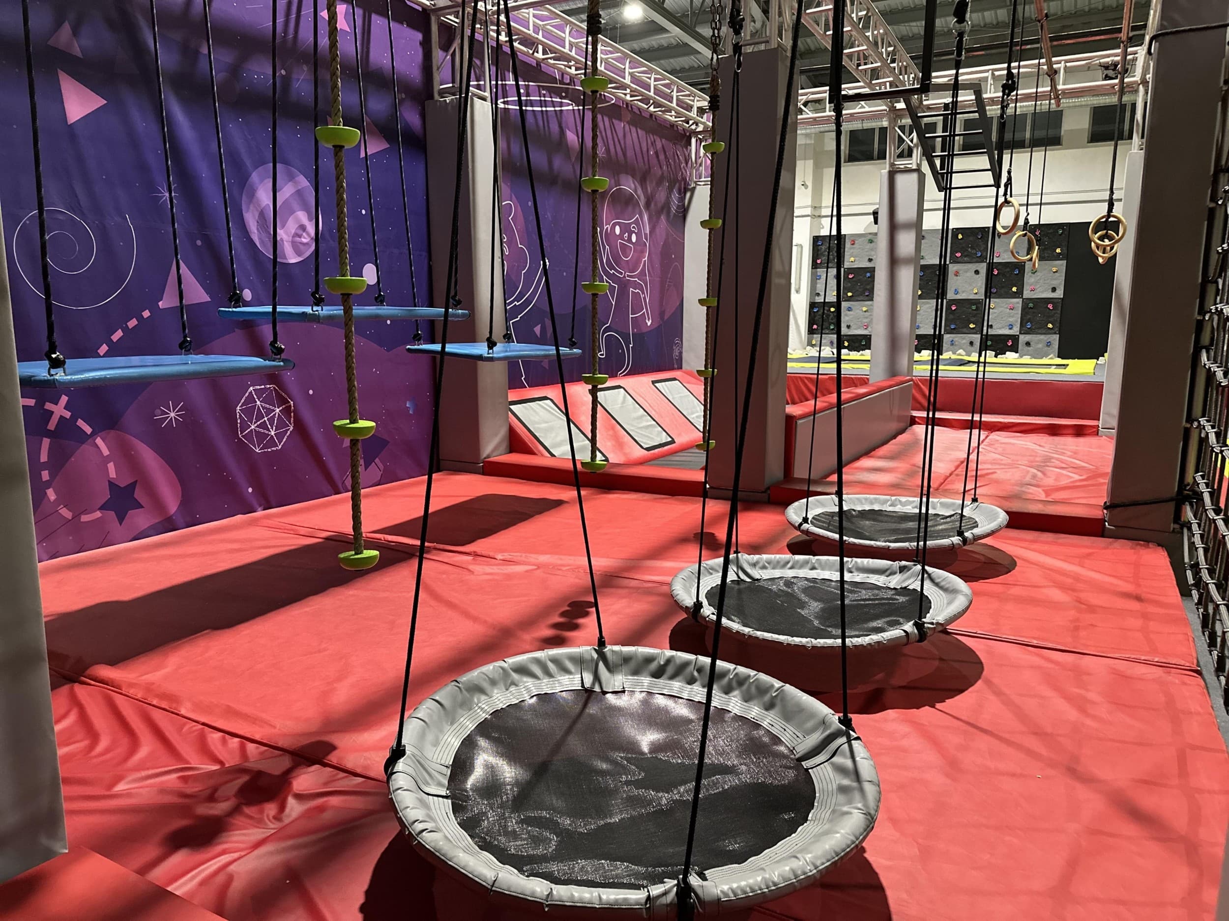 Zabawa w Parku Trampolin dla Rodziny | Łódź (okolice) | Wyjątkowy Prezent