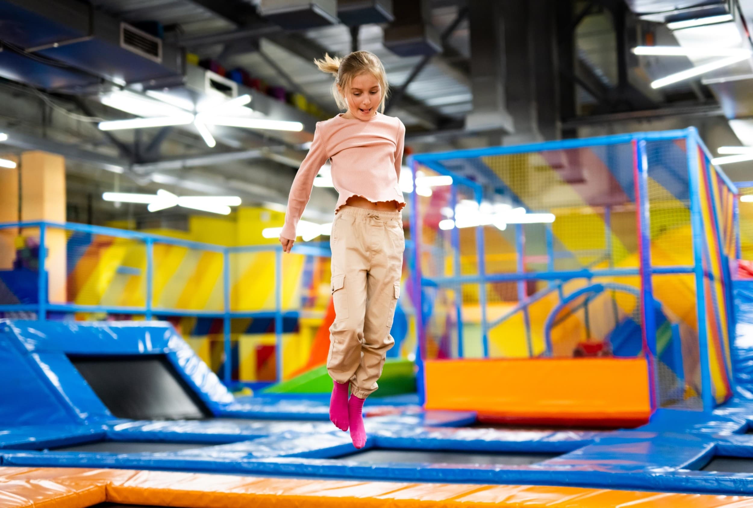 Szalona Zabawa w Parku Trampolin dla Dwojga | Wiele Lokalizacji | Wyjątkowy Prezent