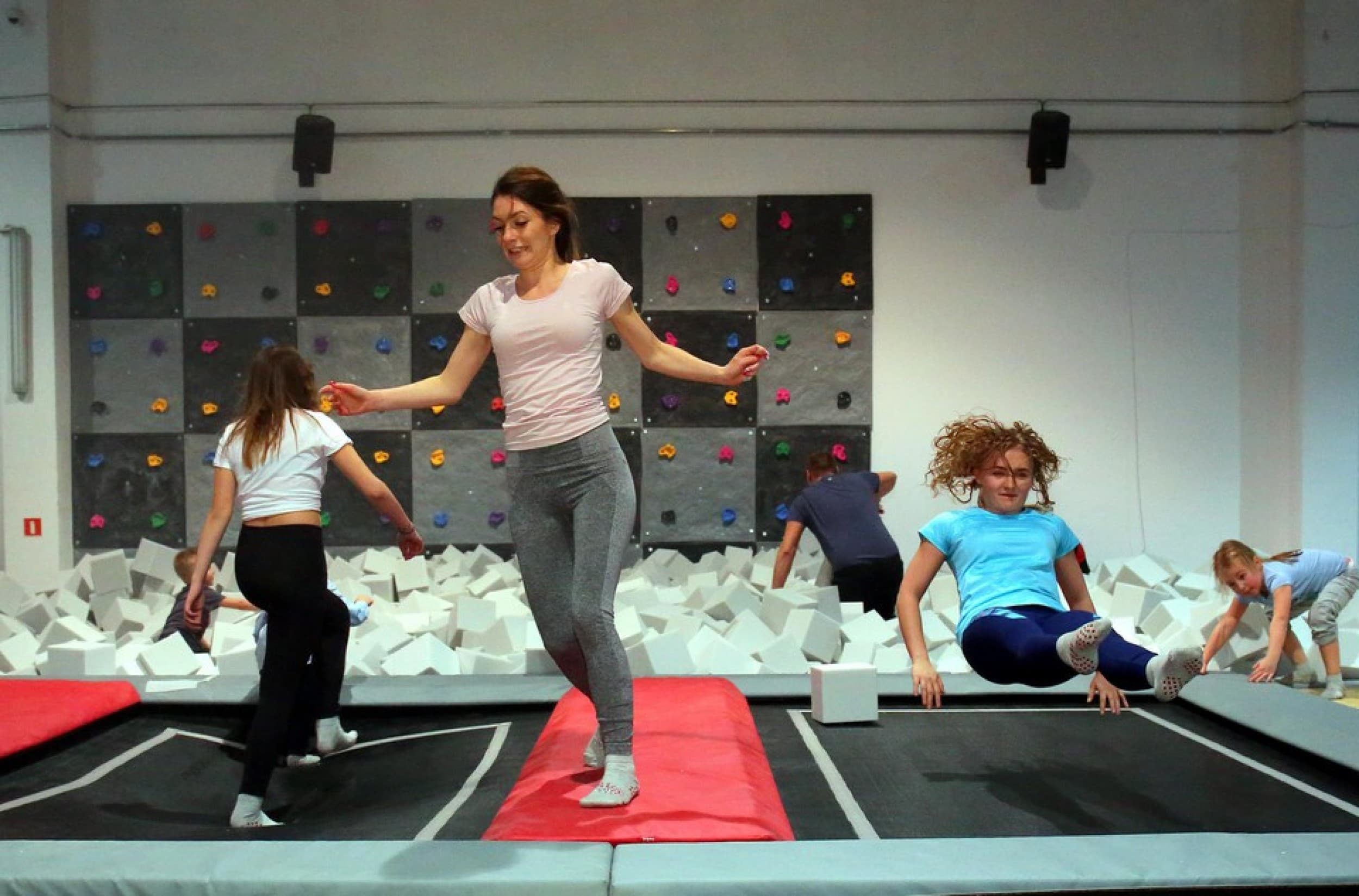 Rodzinna Przygoda w Parku Trampolin | Nowy Targ
