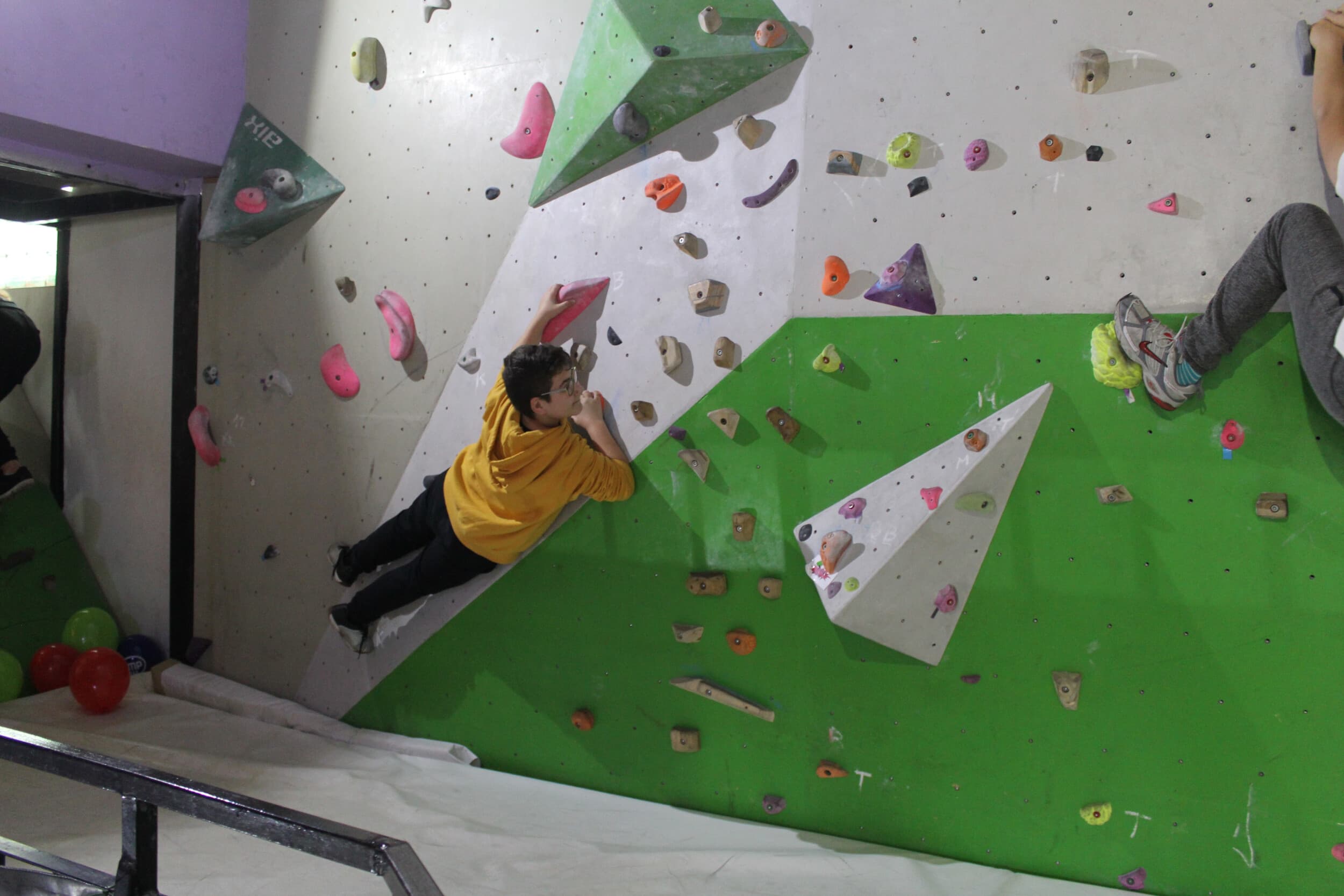 Poznaj Wspinaczkę Boulderową | Radom