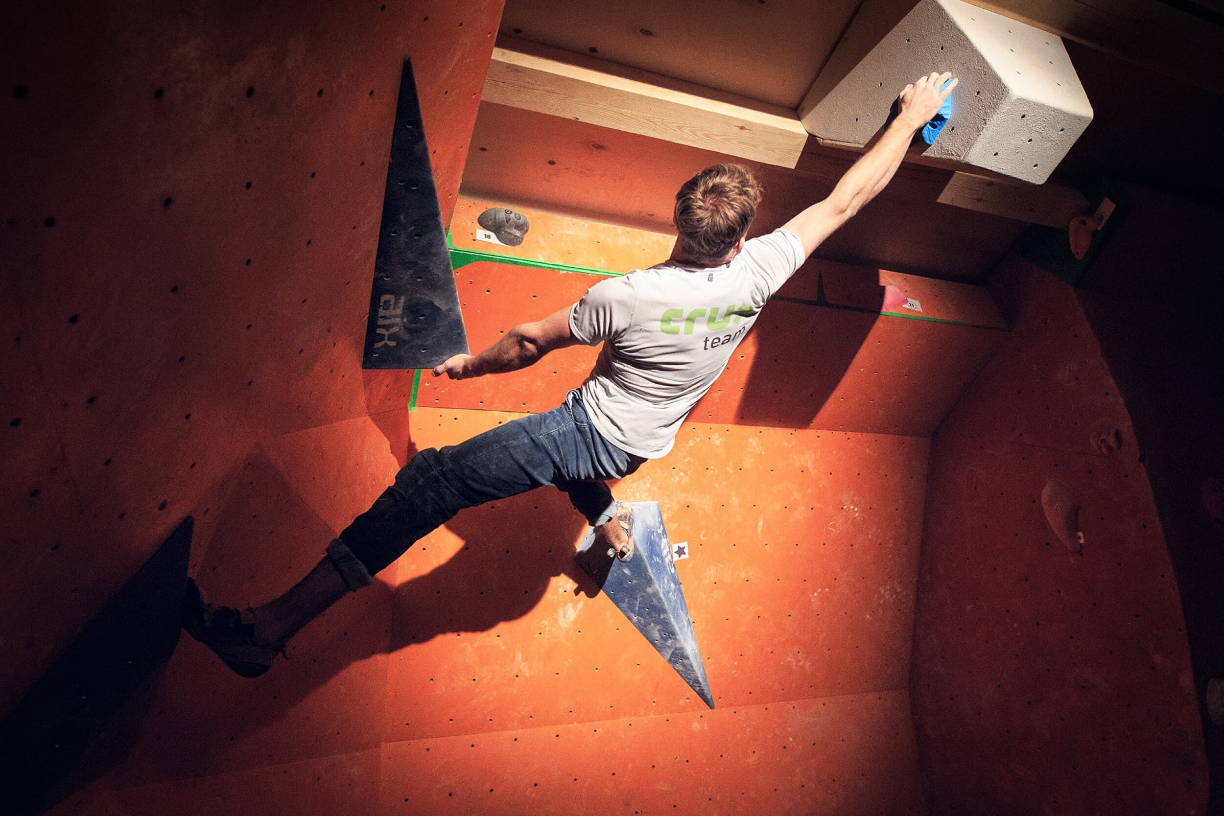 Poznaj Wspinaczkę Boulderową | Radom