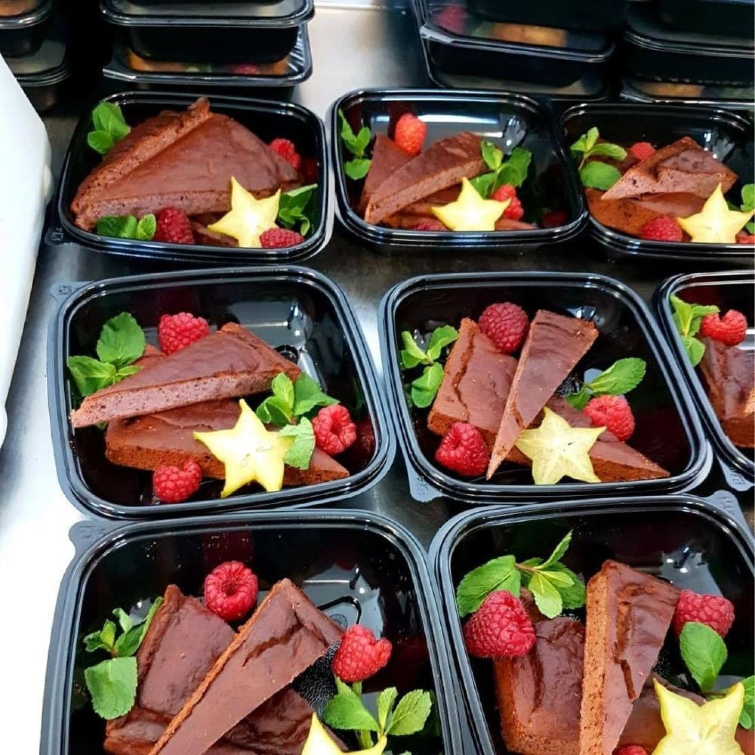 Dieta Klasyczna lub Wegetariańska 2000 kcal | Wiele Lokalizacji