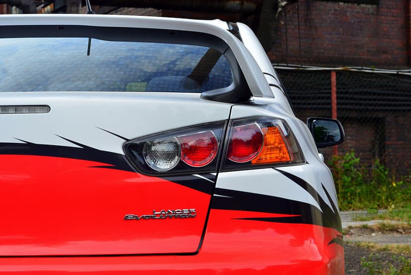 Jazda Mitsubishi Lancer (1 okrążenie) | Wiele Lokalizacji