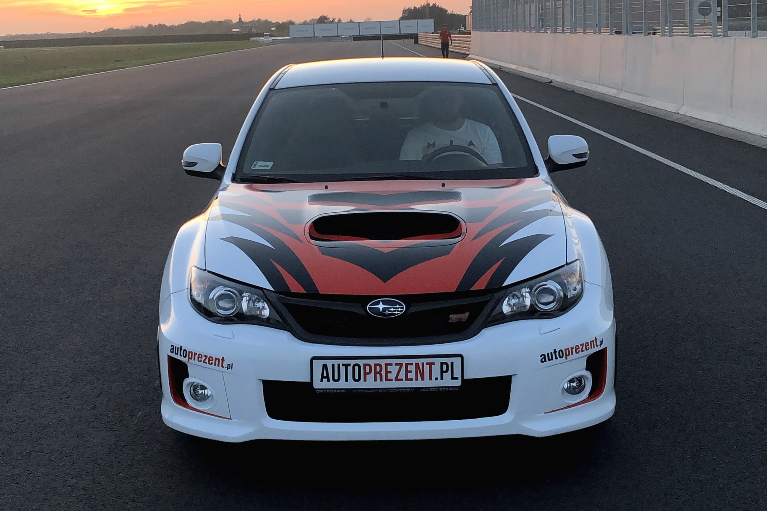 Pojedynek Mitsubishi Evo 10 vs. Subaru Impreza WRX | 2 okrążenia | Wiele Lokalizacji | Wyjątkowy Prezent