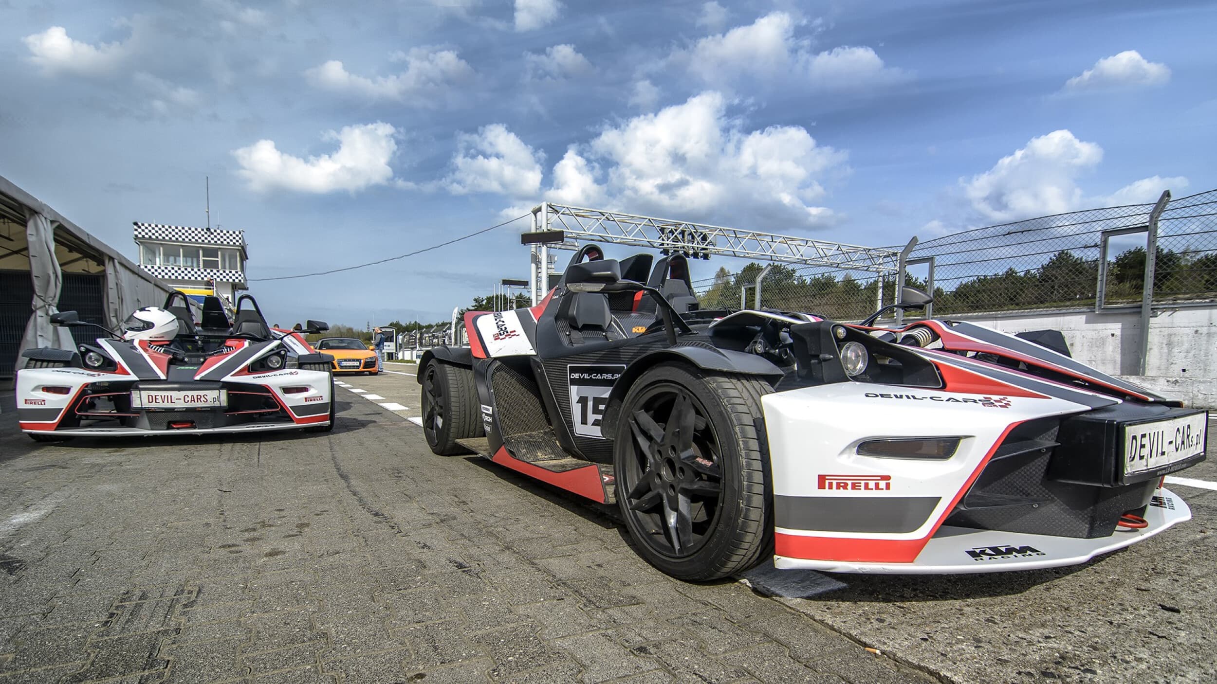 Pojedynek KTM X-BOW vs. Porsche 911 | 2 okrążenia | Tor Główny