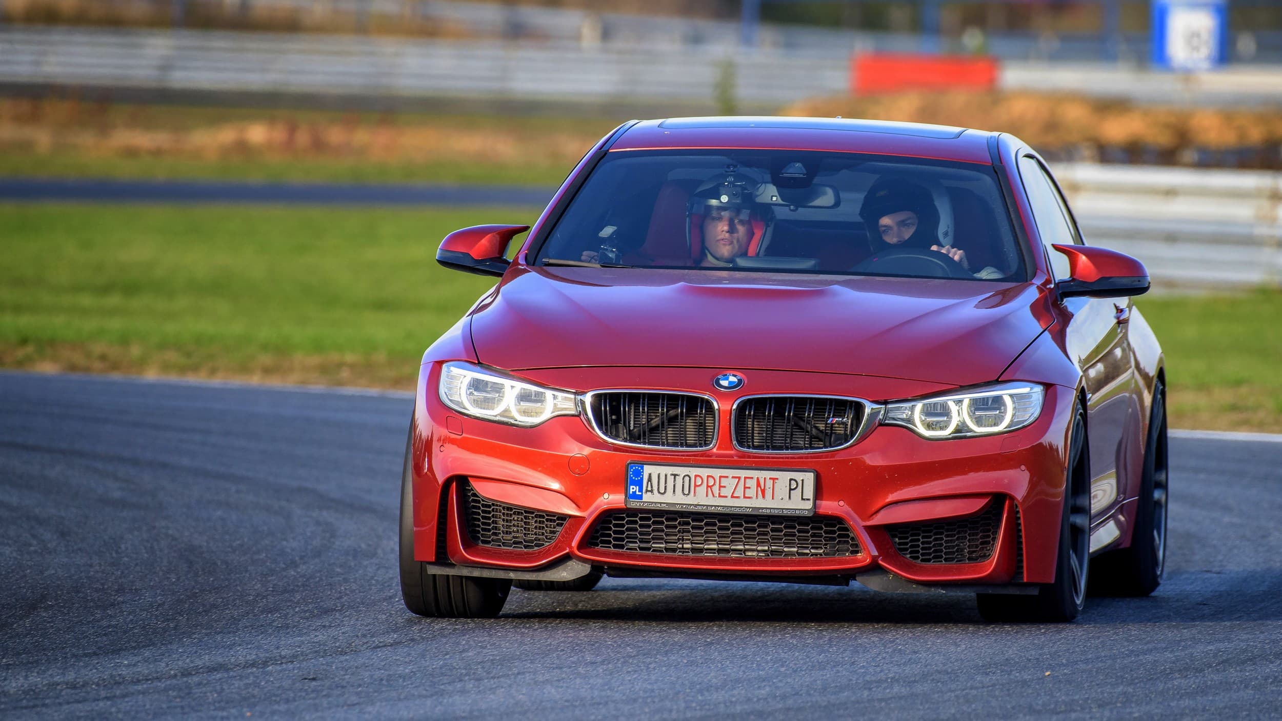 Poprowadź BMW M4 | 1 okrążenie | Wiele Lokalizacji