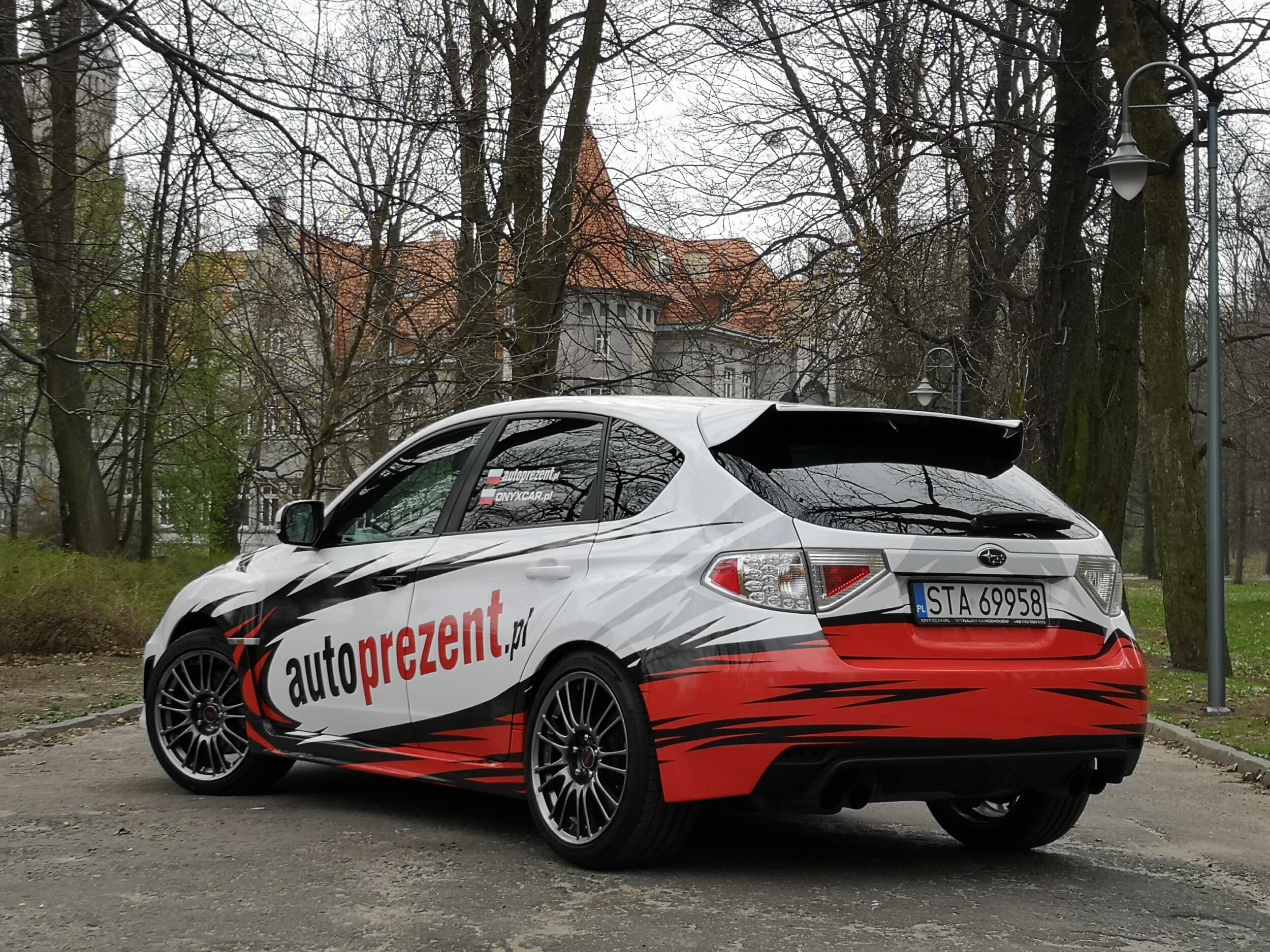 Poprowadź Subaru Impreza WRX | 1 okrążenie | Wiele Lokalizacji