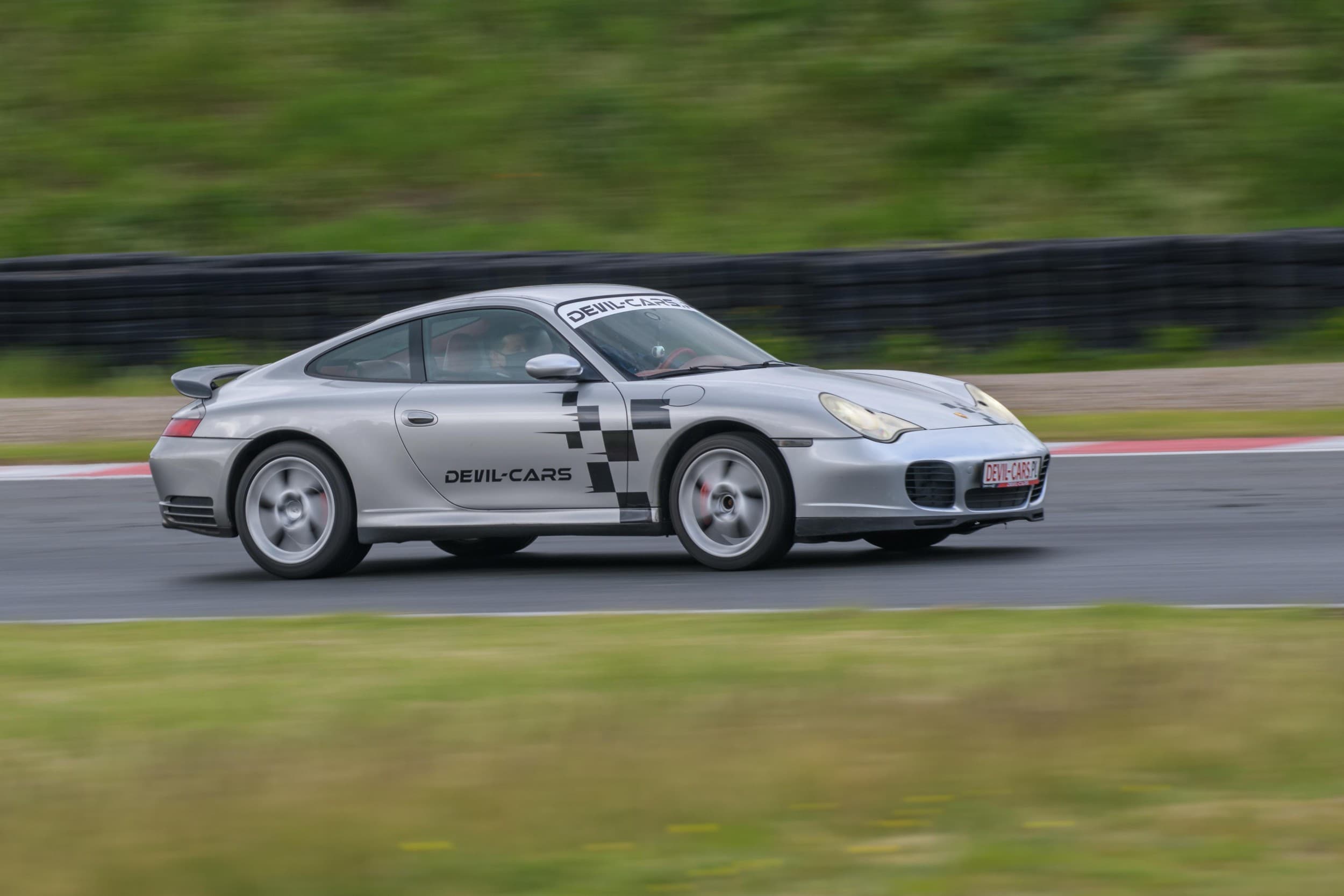 Poprowadź Porsche 911 | 1 okrążenie | Wiele Lokalizacji | Wyjątkowy Prezent
