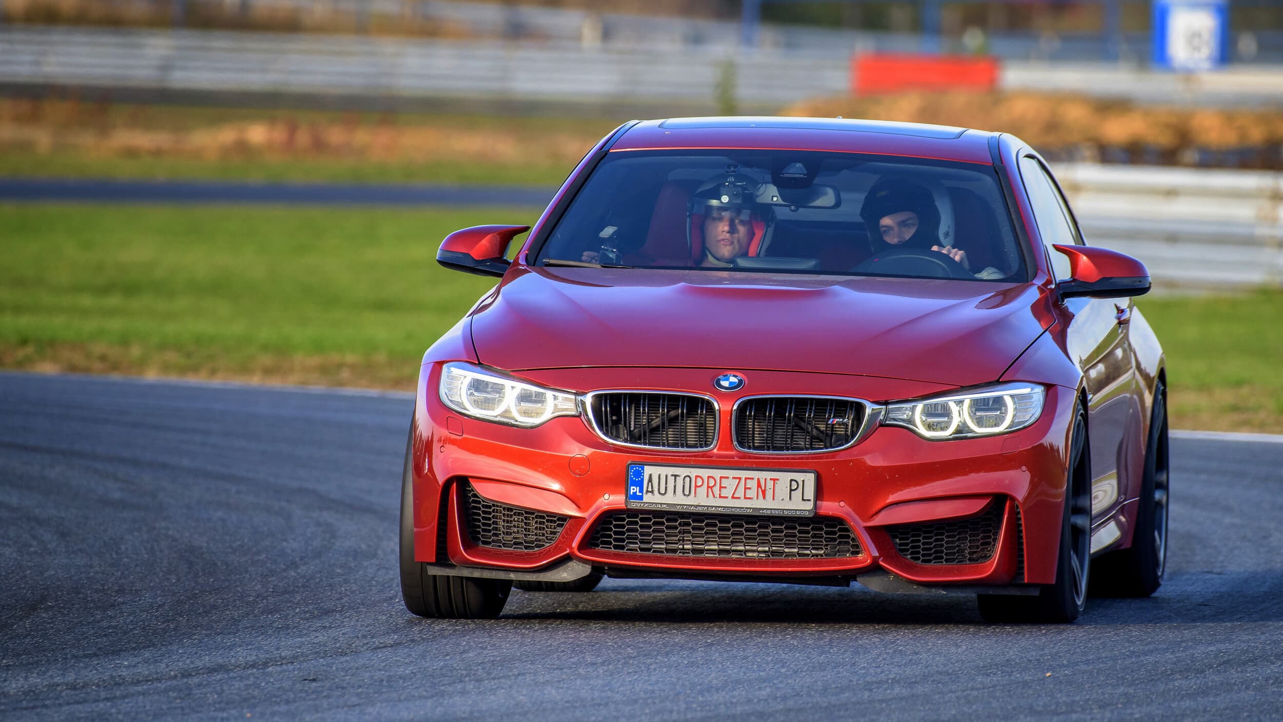 Poprowadź BMW M4 | 1 okrążenie | Tor Główny | Wyjątkowy Prezent