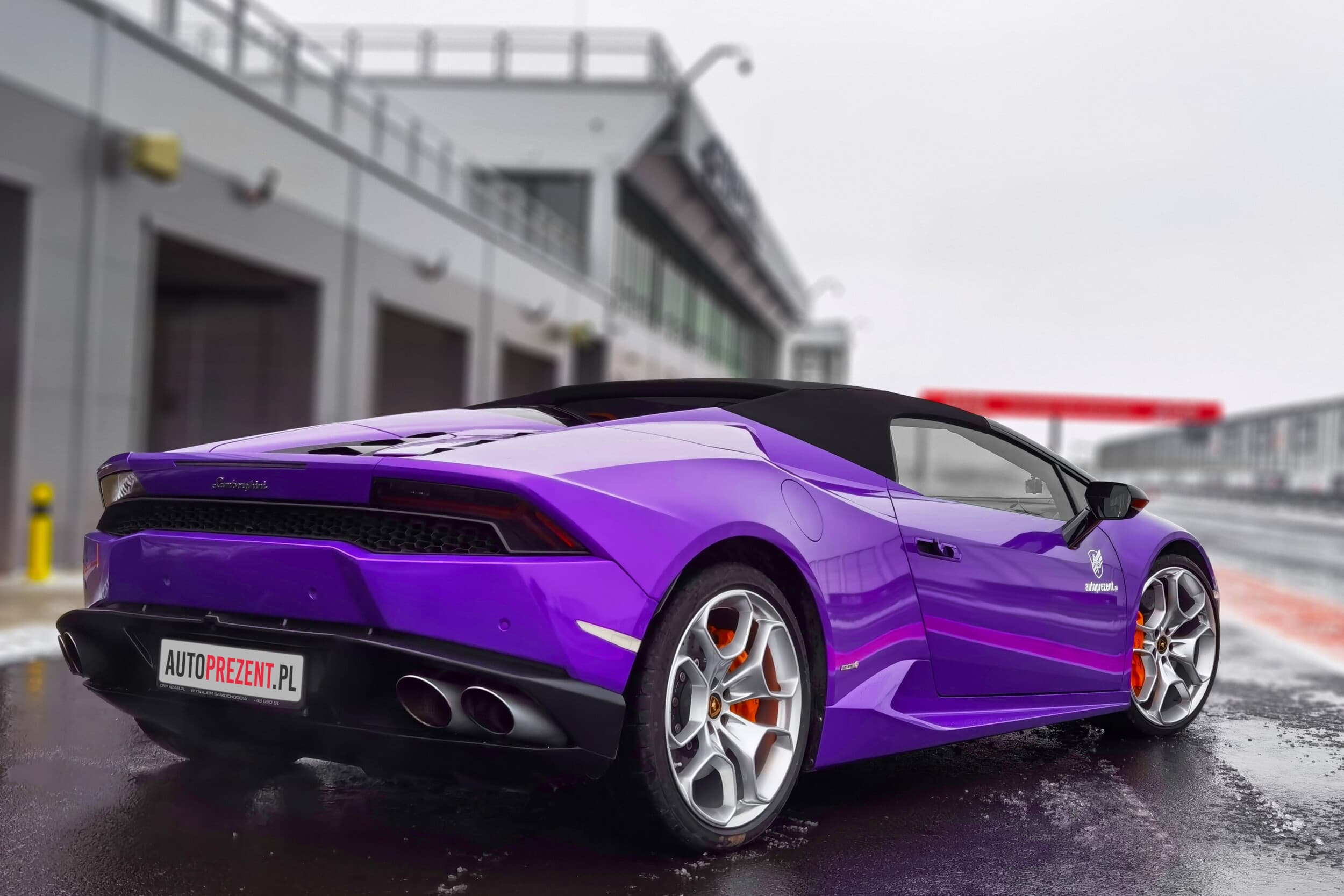 Pojedynek Lamborghini Huracan vs. Dodge Viper GTS | 2 okrążenia | Tor Główny