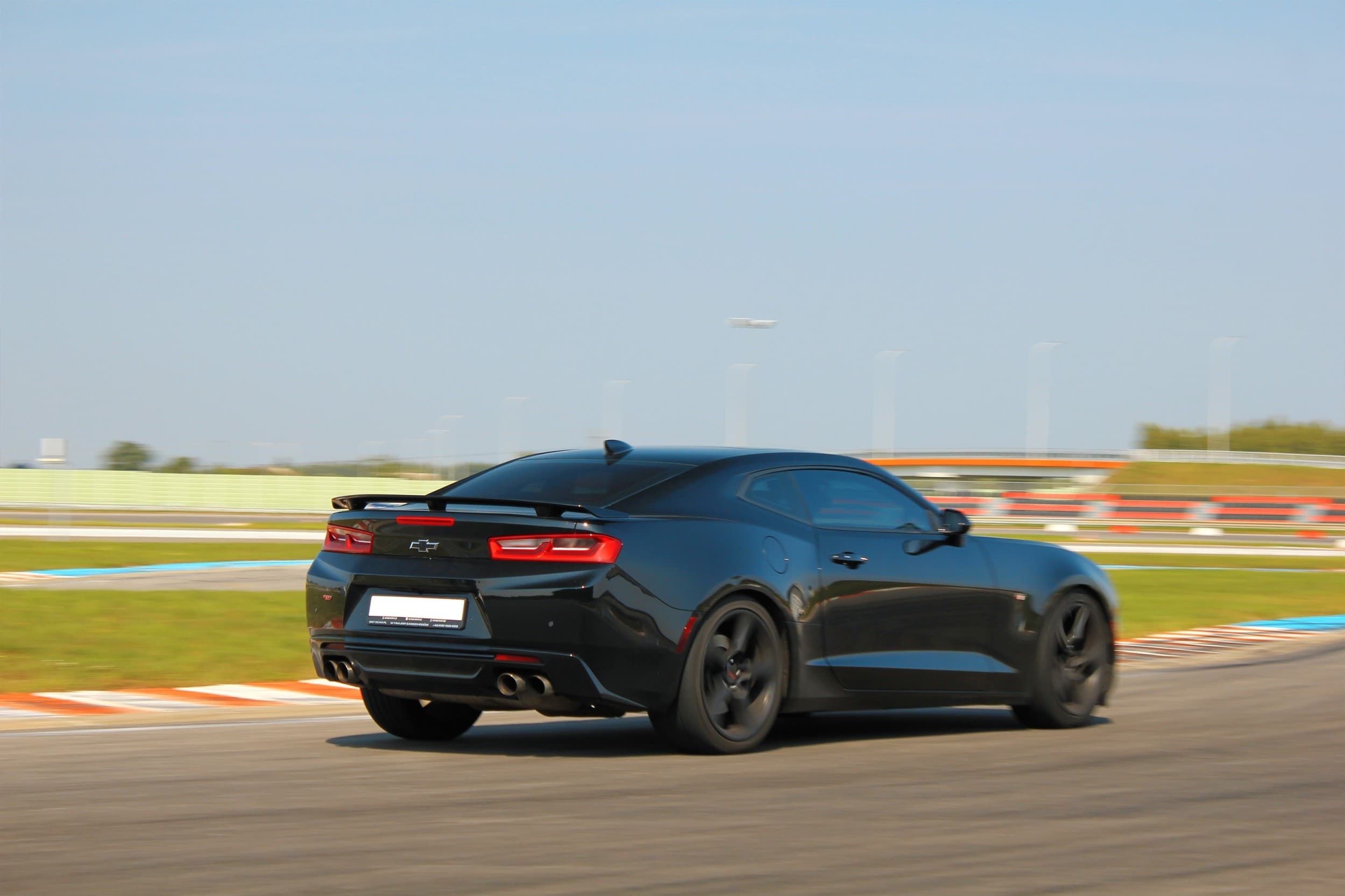 Poprowadź Chevrolet Camaro SS | 1 okrążenie | Wiele Lokalizacji | Wyjątkowy Prezent
