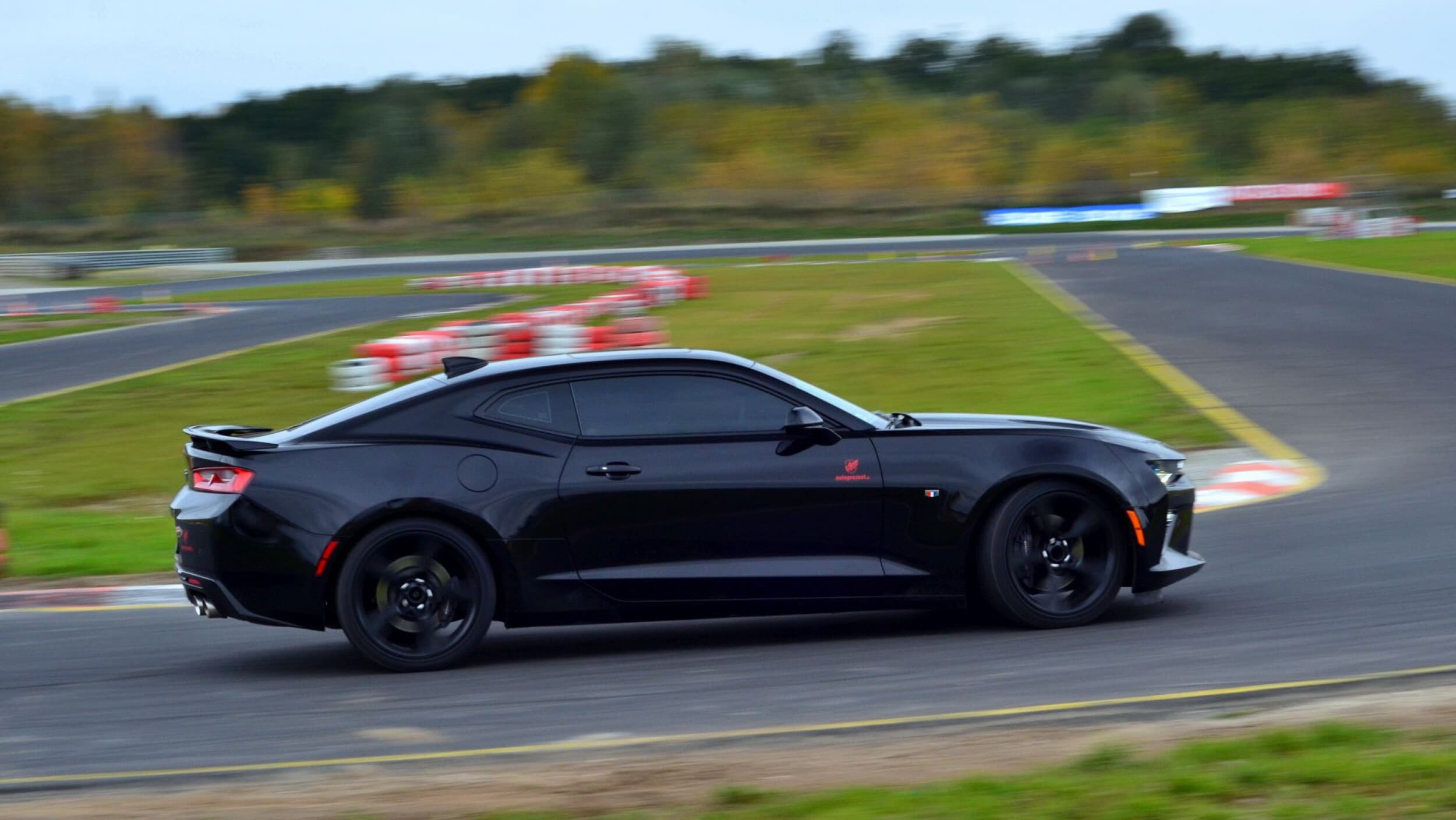 Poprowadź Chevrolet Camaro SS | 1 okrążenie | Tor Główny | Wyjątkowy Prezent