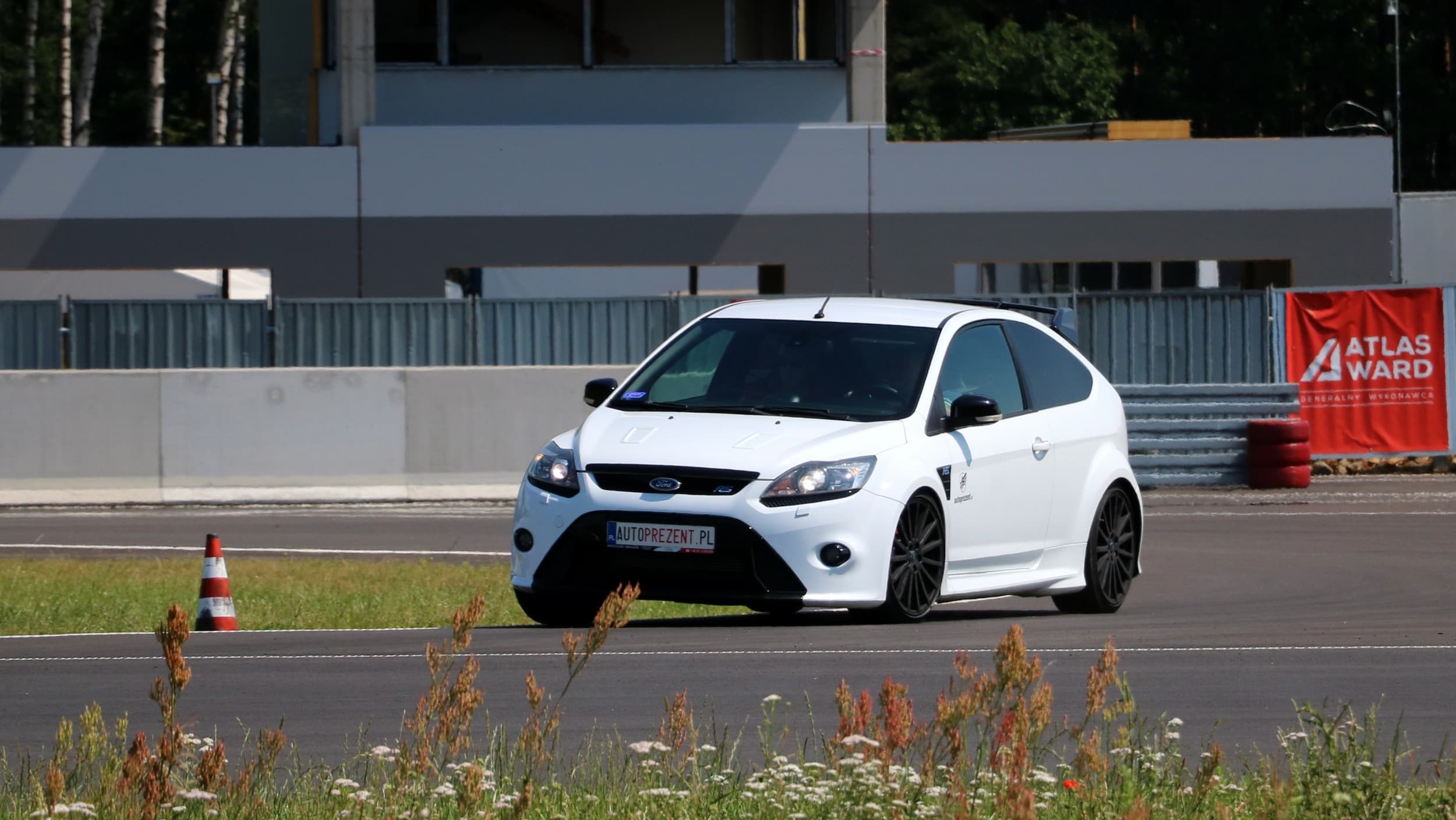 Poprowadź Forda Focusa RS 4x4 | 1 okrążenie | Tor Główny