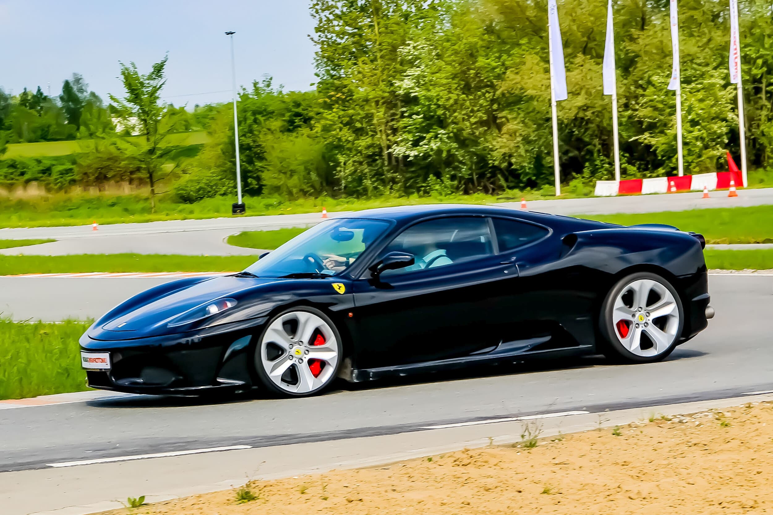Co-Drive Ferrari F430 | 1 okrążenie | Kraków | Wyjątkowy Prezent