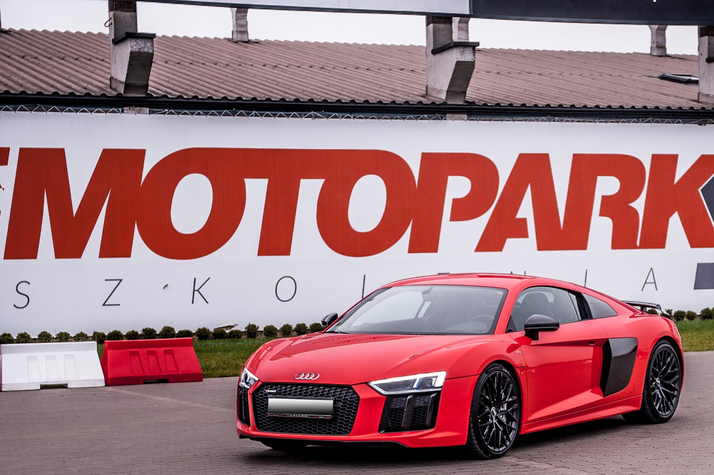 Poprowadź Audi R8 V10 | 1 okrążenie | Wiele Lokalizacji