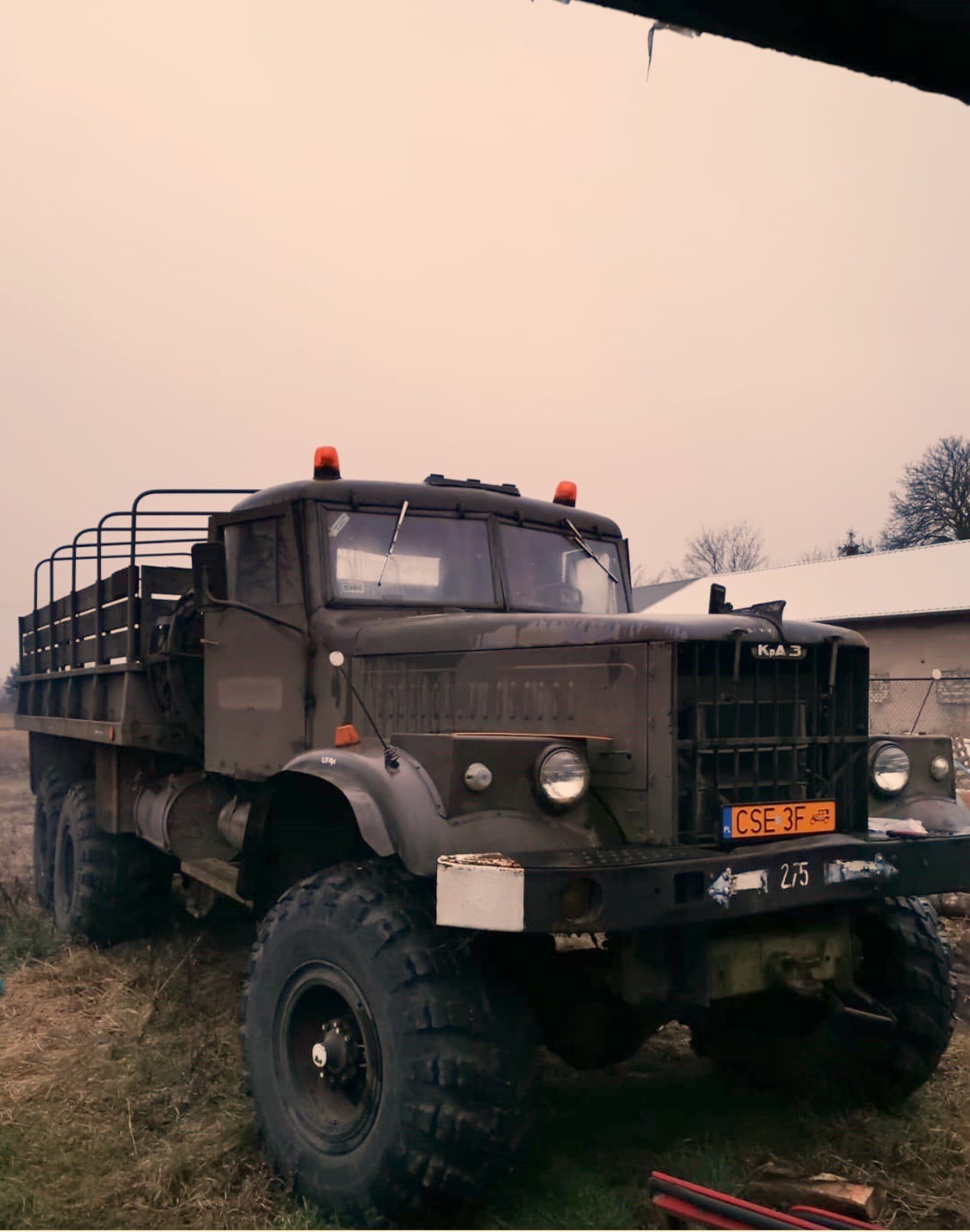 Poprowadź Wojskową Ciężarówkę KrAZ | Koszalin (okolice)