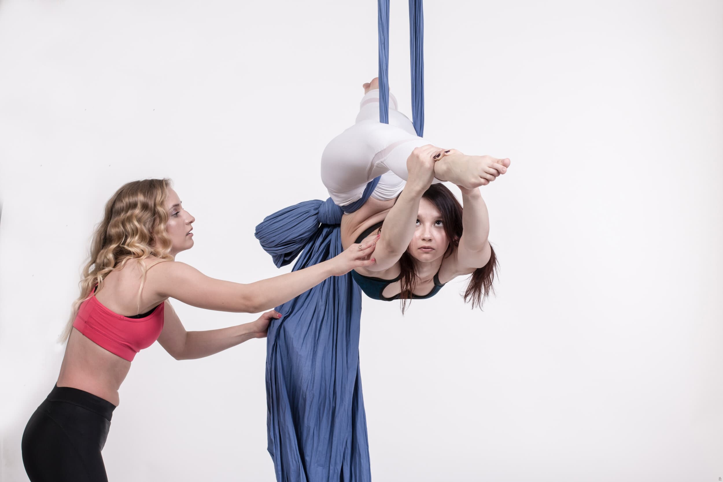 Kurs Aerial Silks dla Dziecka | Radom | Wyjątkowy Prezent