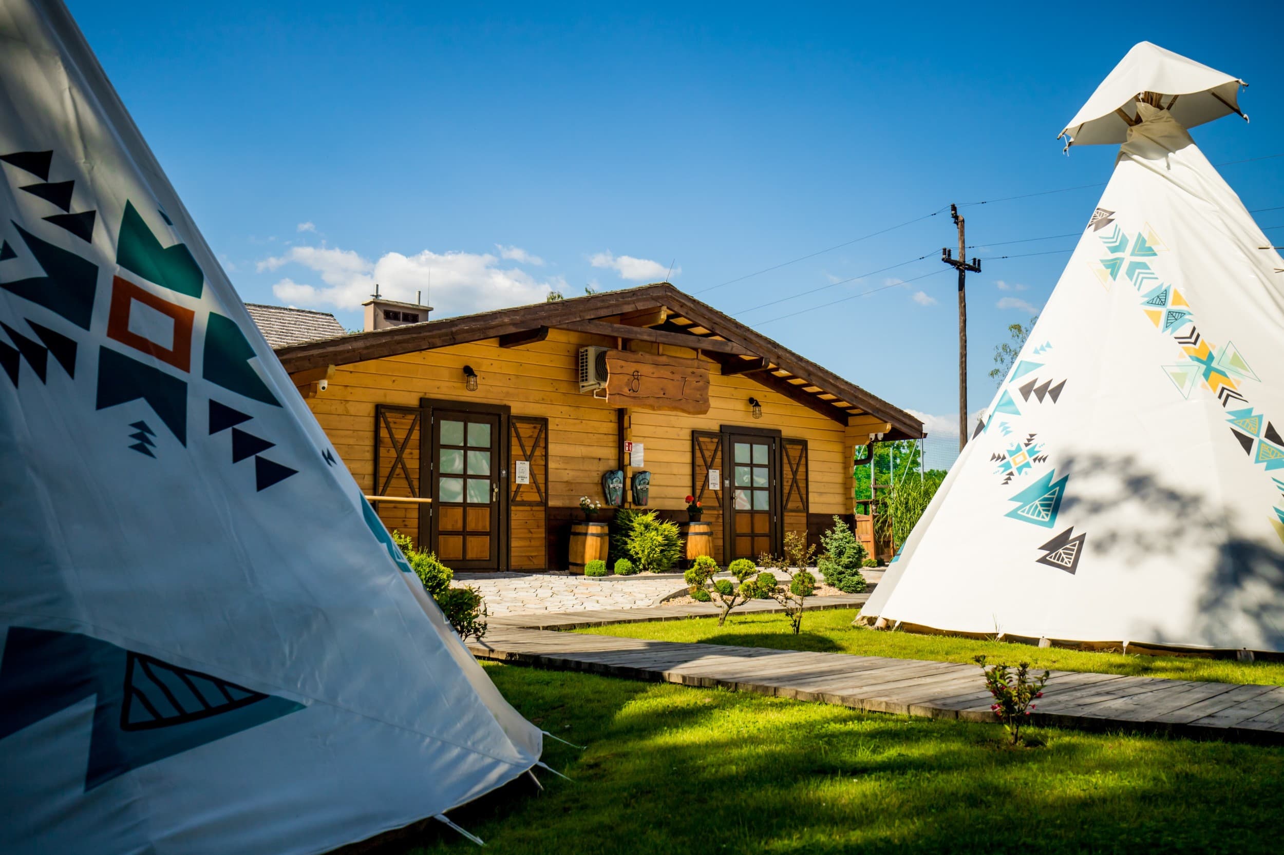 Noc w Tipi na "Dzikimi Zachodzie" dla Dwojga | Zator  | Wyjątkowy Prezent