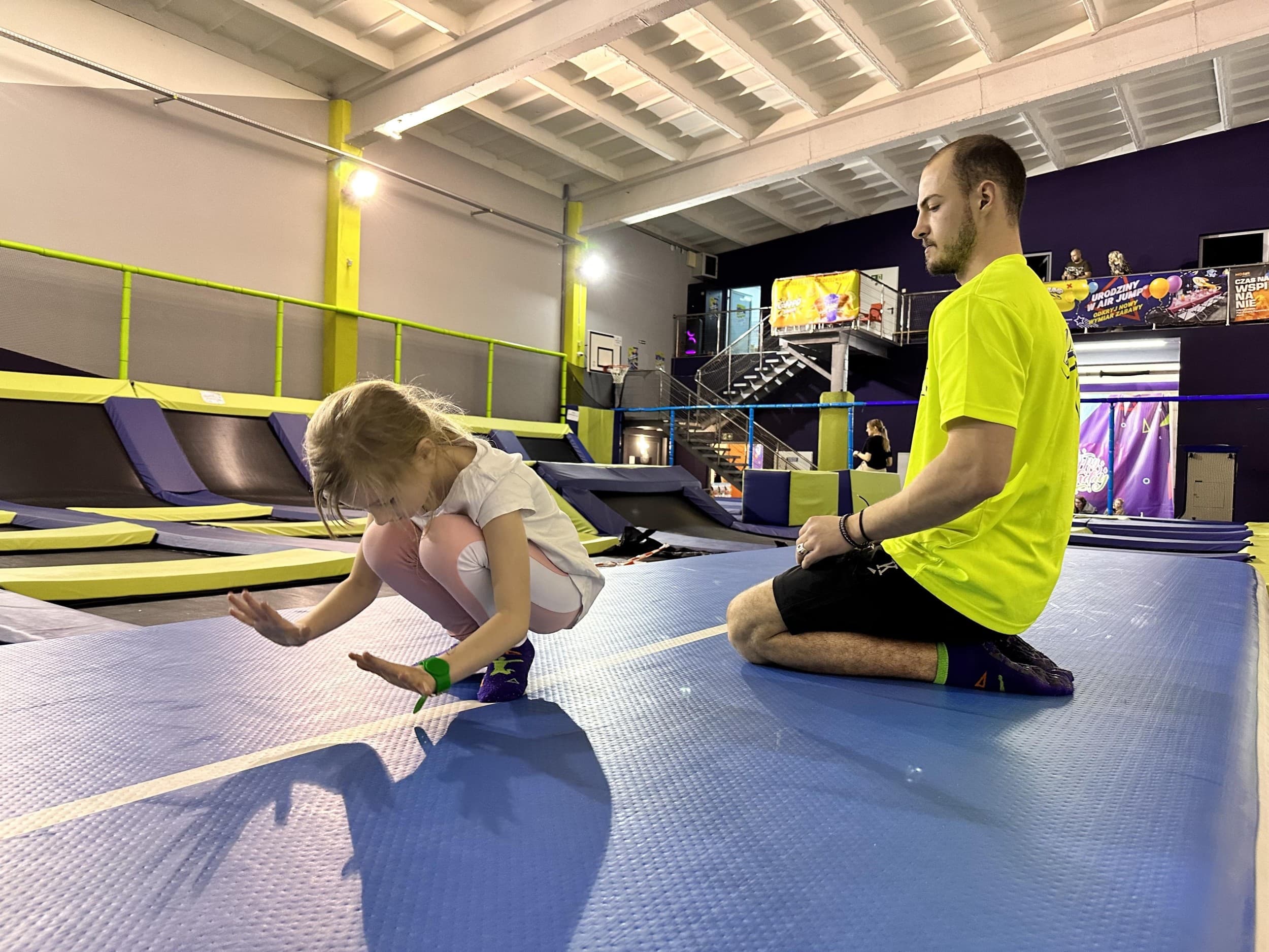 Szalona Zabawa w Parku Trampolin | Płock