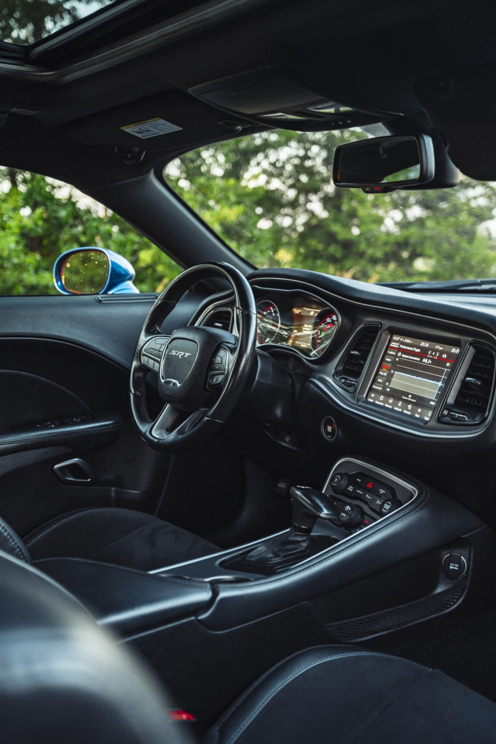 Co-Drive Dodge Challenger Ulicami Miasta | Poznań | Wyjątkowy Prezent