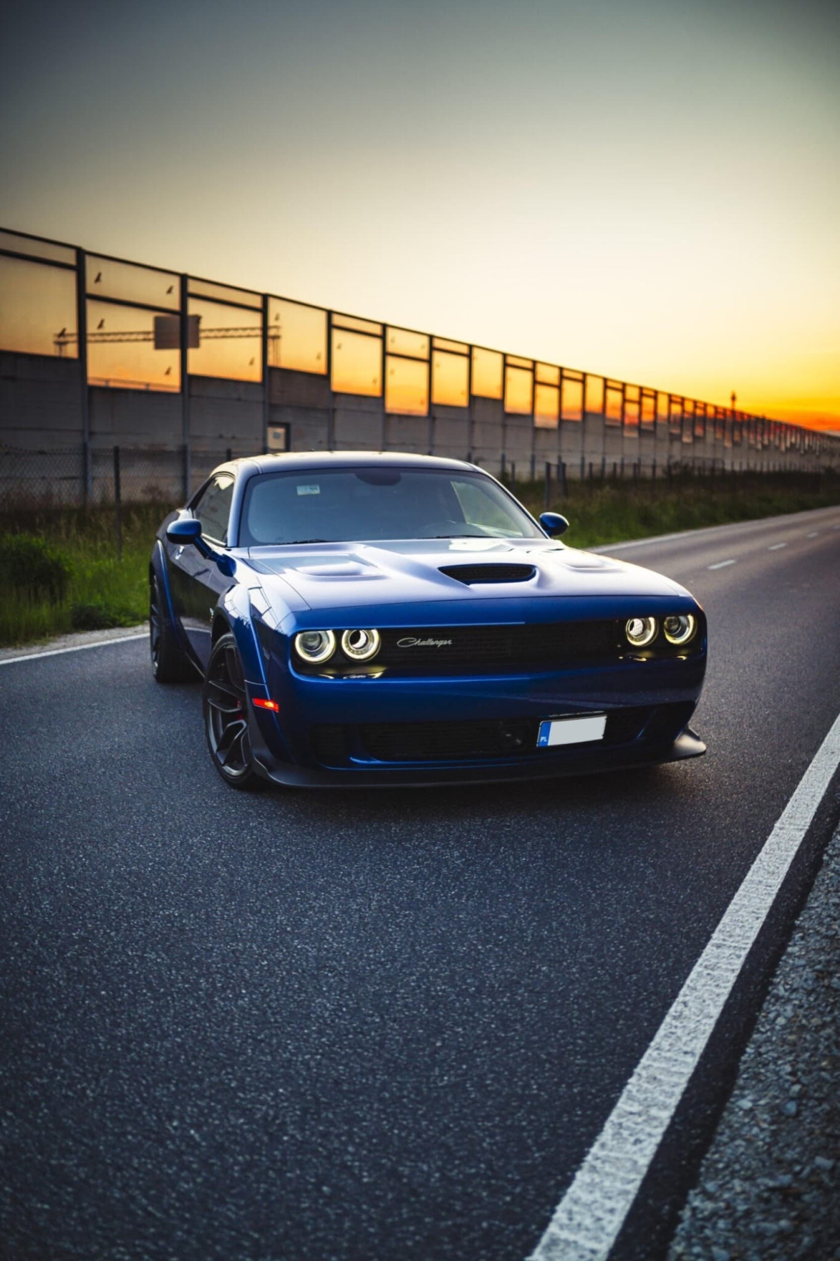 Co-Drive Dodge Challenger Ulicami Miasta | Poznań | Wyjątkowy Prezent