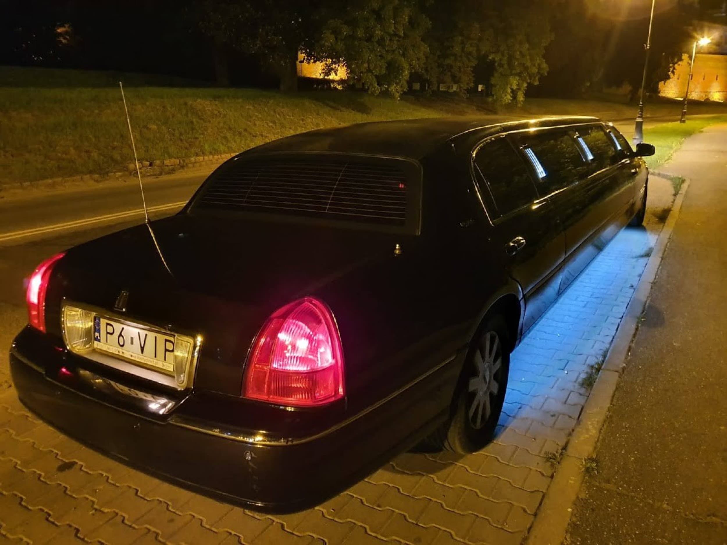 Przejazd Limuzyną Lincoln Town Car | Toruń