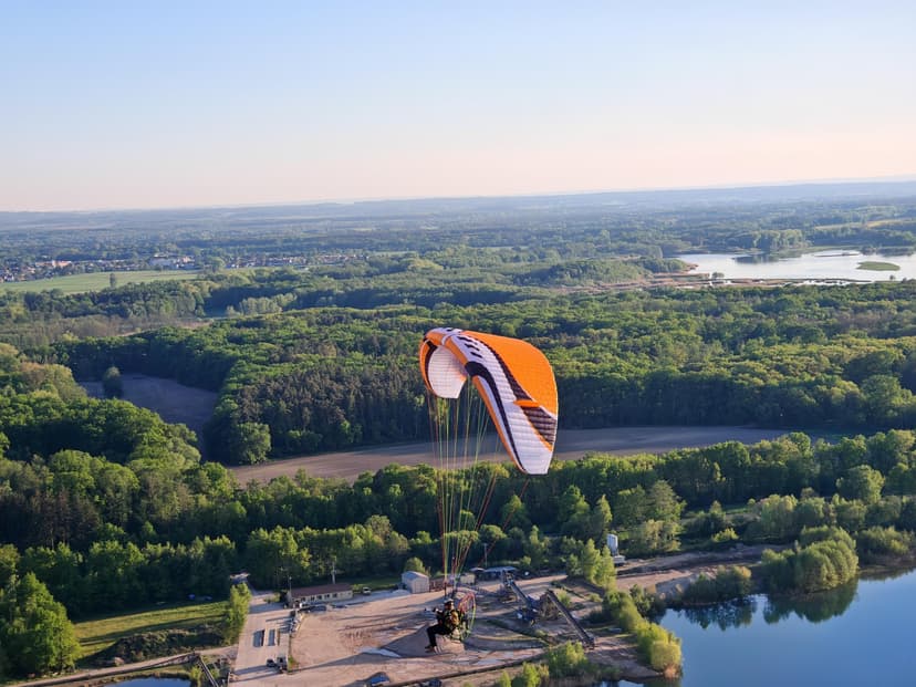 Lot Motoparalotnią z Filmowaniem | Warszawa
