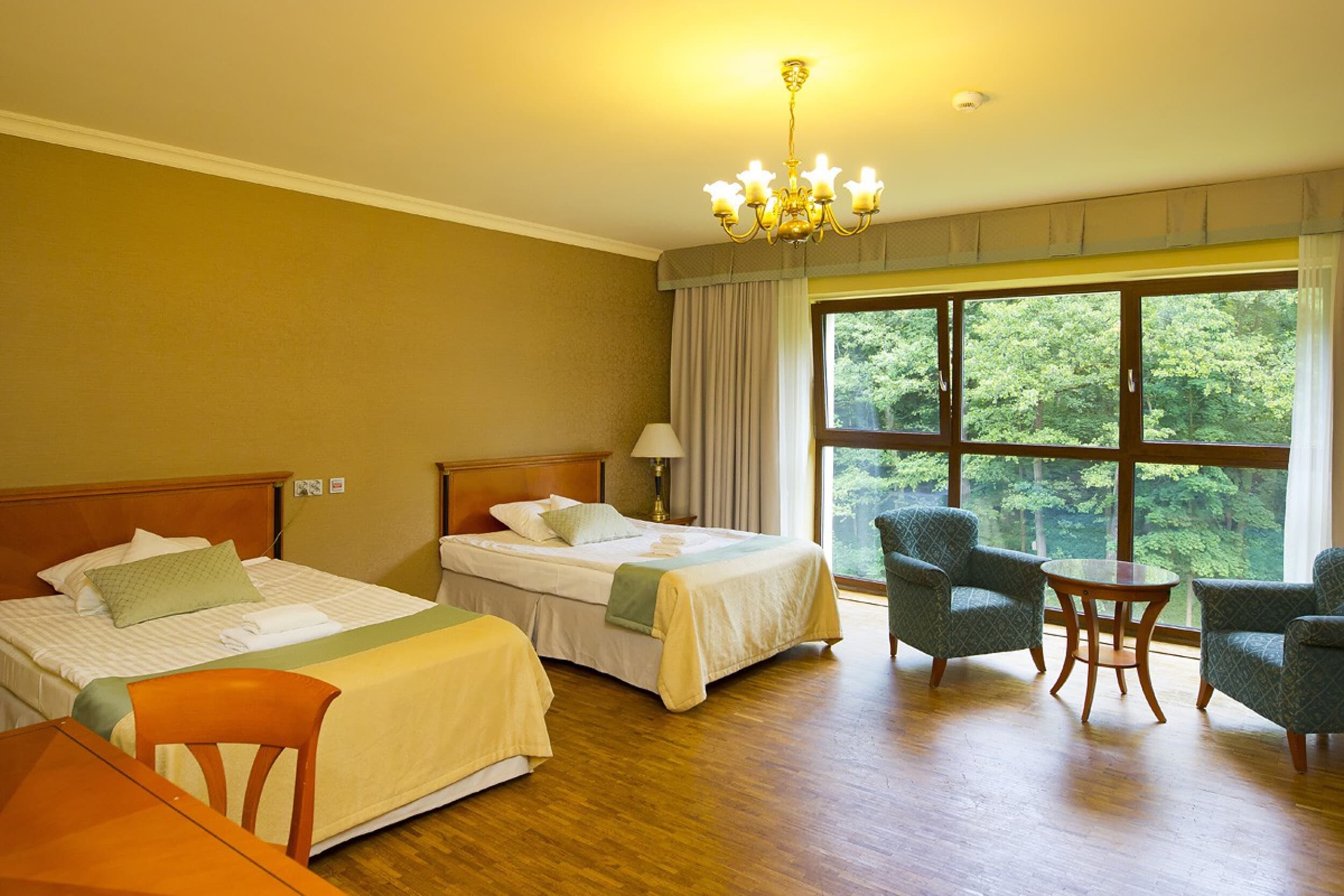 Odprężający Pobyt (2 Noce, 2 Osoby) | Hotel MirJan | Lądek Zdrój 