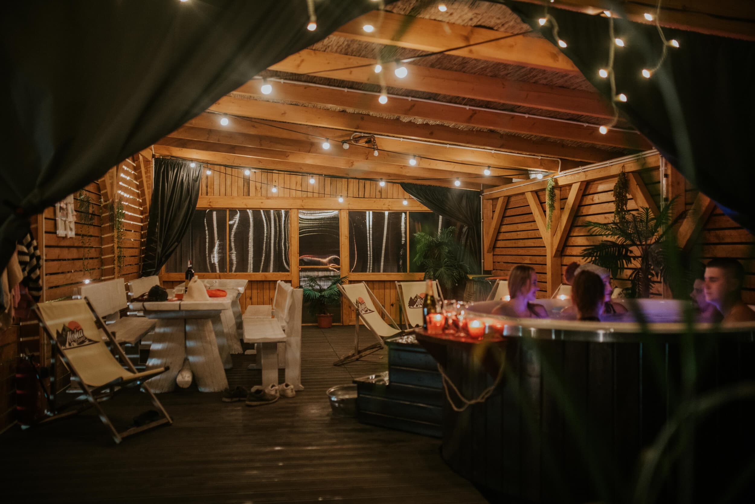 Weekendowy Pobyt w Jurcie (2 Noce, 2 Osoby) | Aloha Glamp | Wadowice (okolice) | Wyjątkowy Prezent